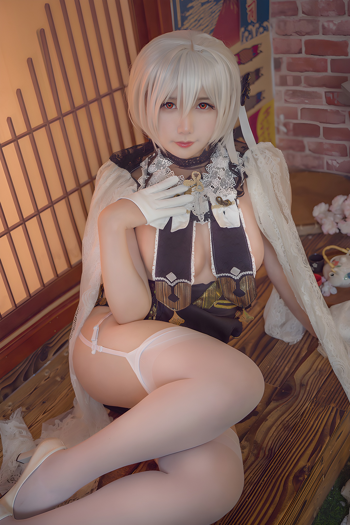 天然呆萌麻花酱：甜美笑容与完美身材的完美结合