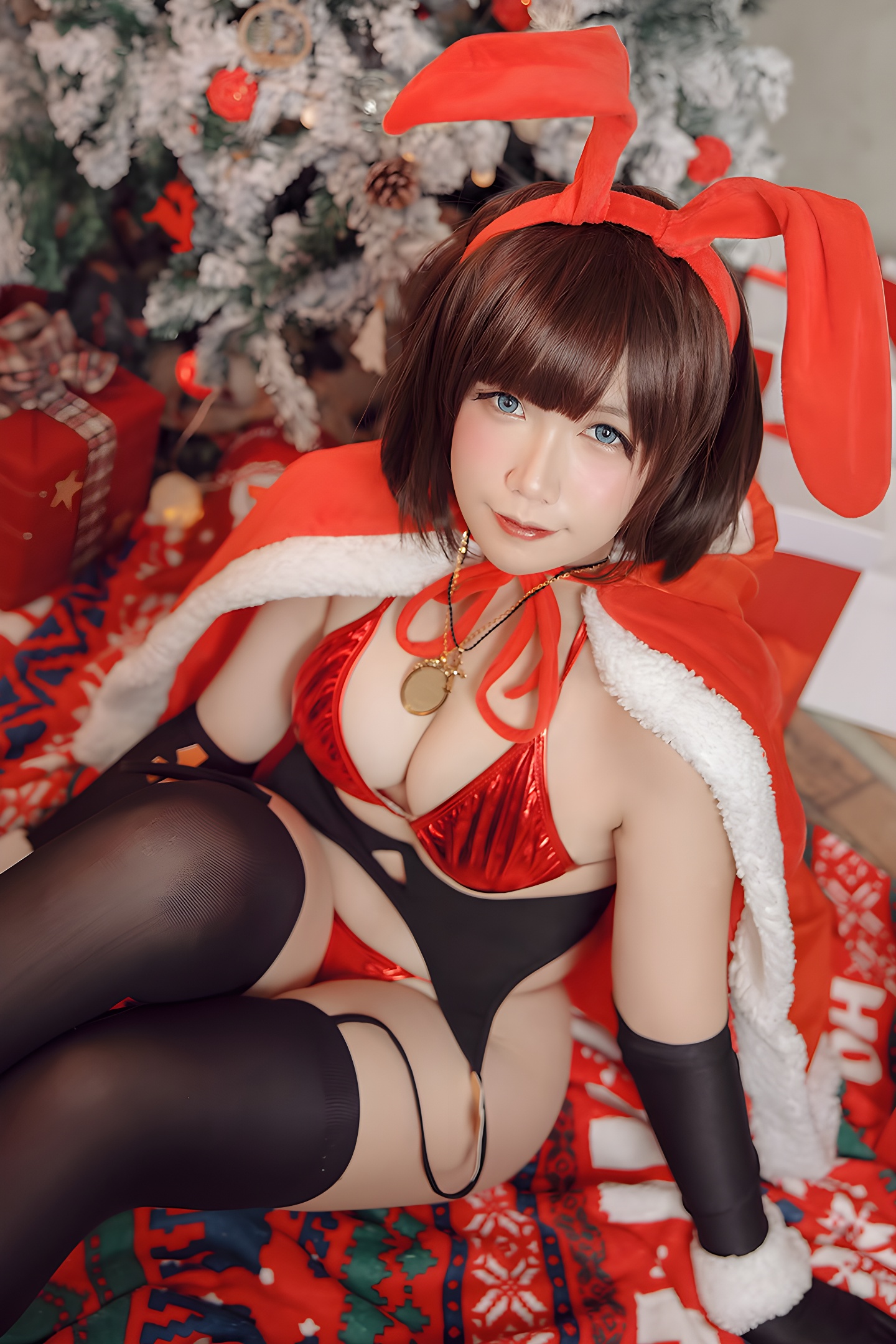 天然呆萌麻花酱：甜美笑容与完美身材的完美结合