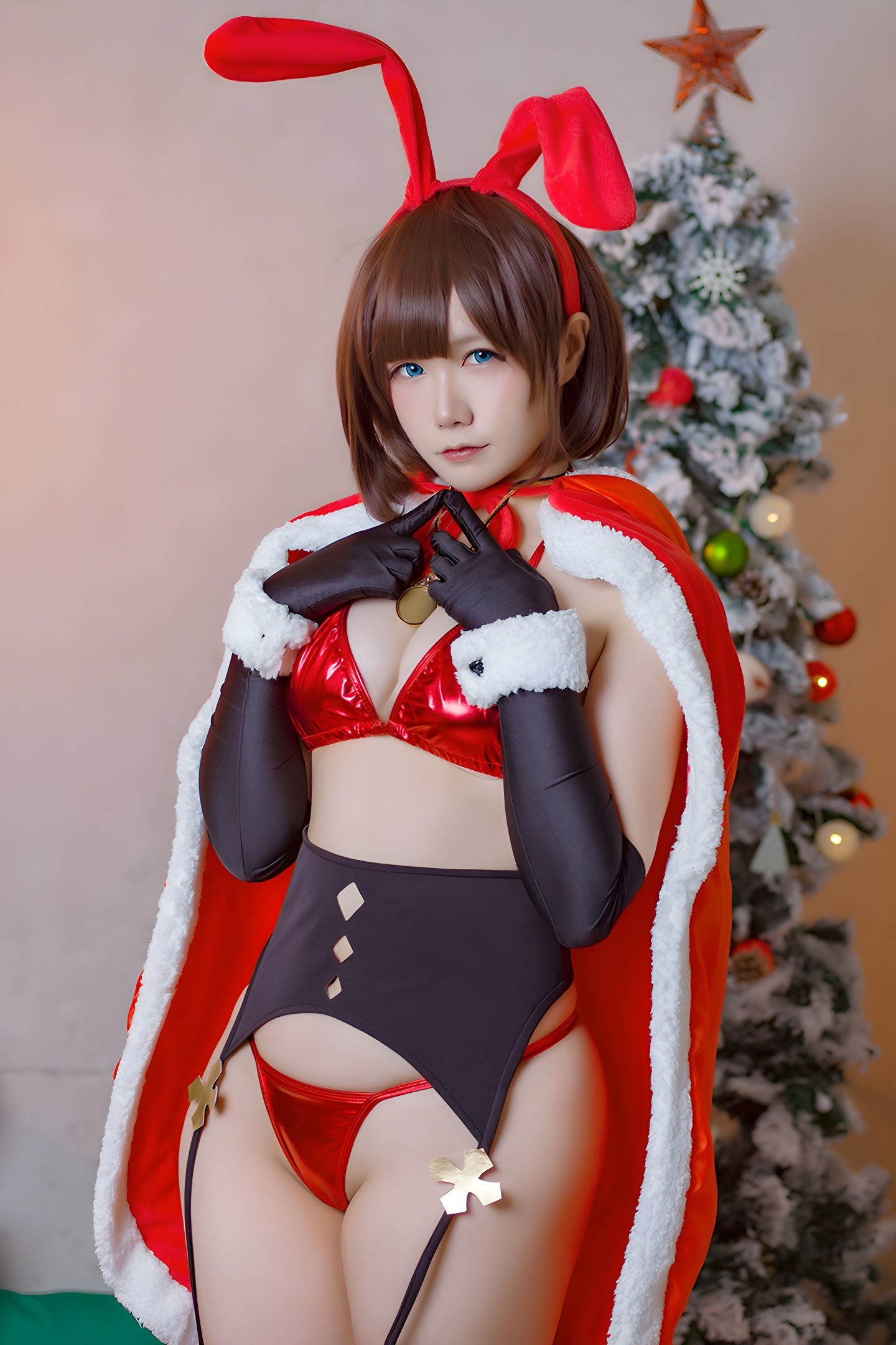 天然呆萌麻花酱：甜美笑容与完美身材的完美结合