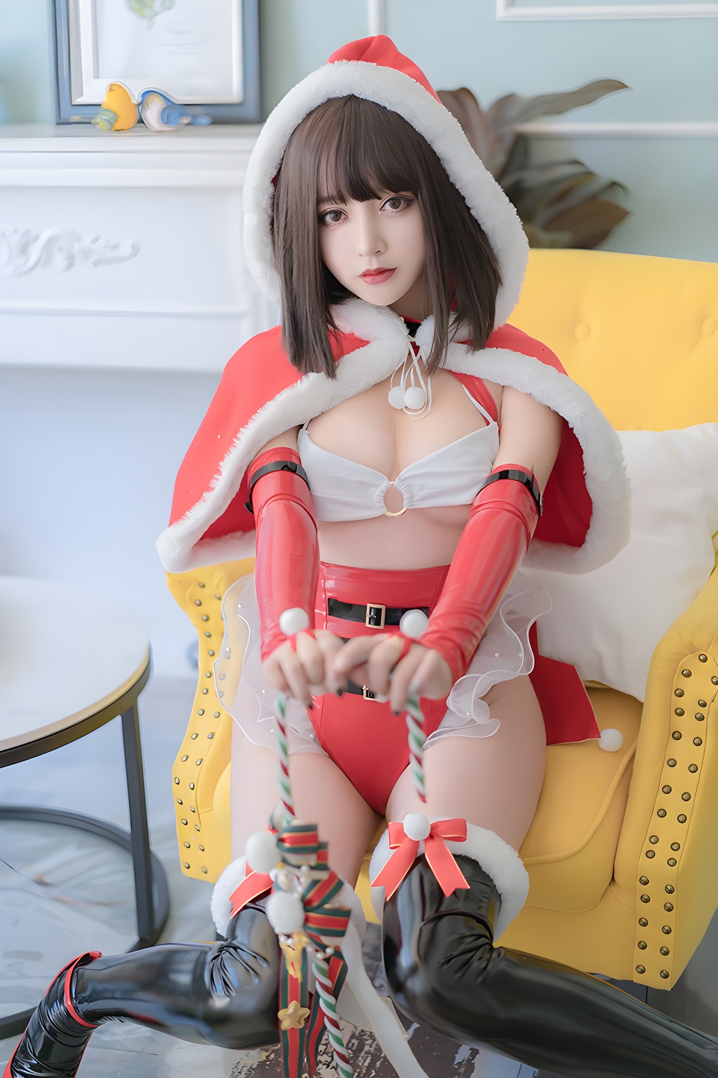 圣诞迷情：死库水与米线线的性感蜜臀大秀