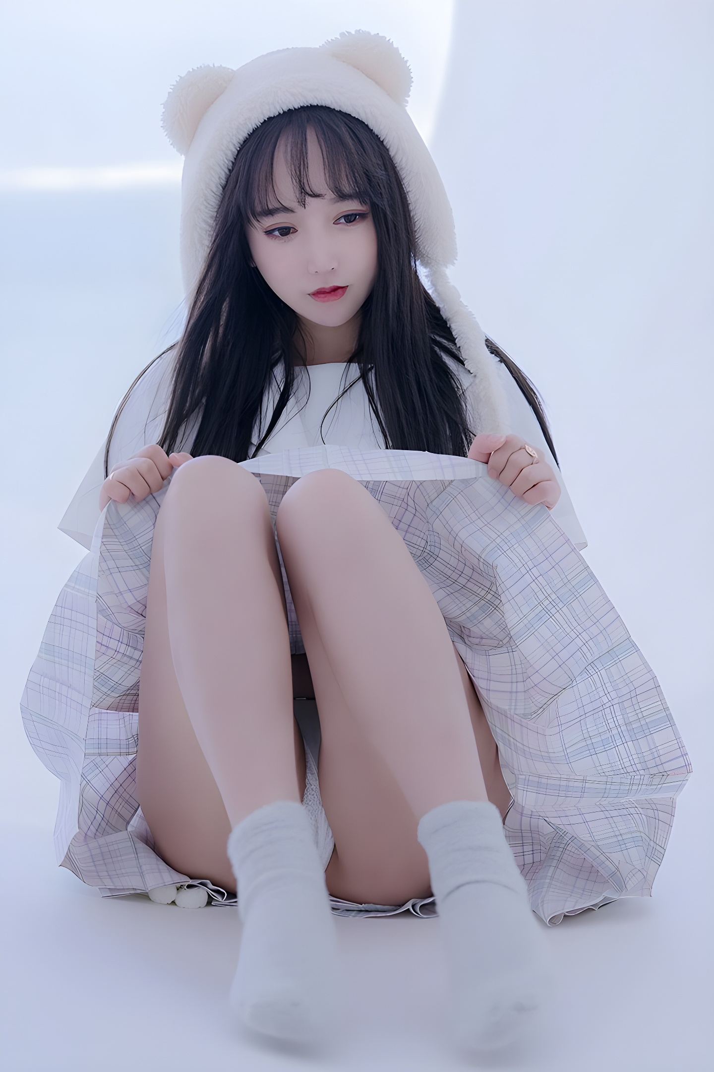 思春期少女米线线JK制服写真：美腿与青春的完美结合