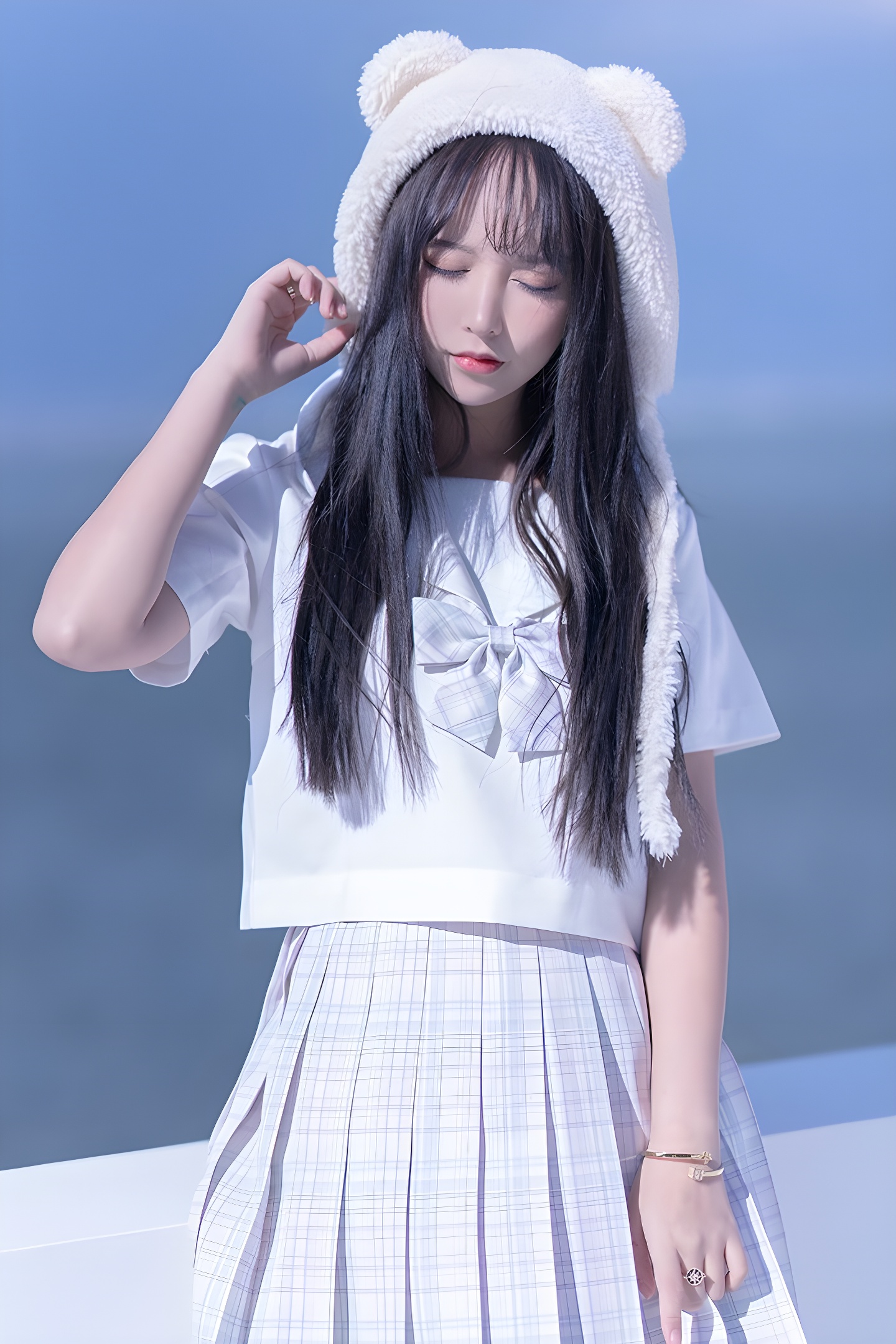 思春期少女米线线JK制服写真：美腿与青春的完美结合