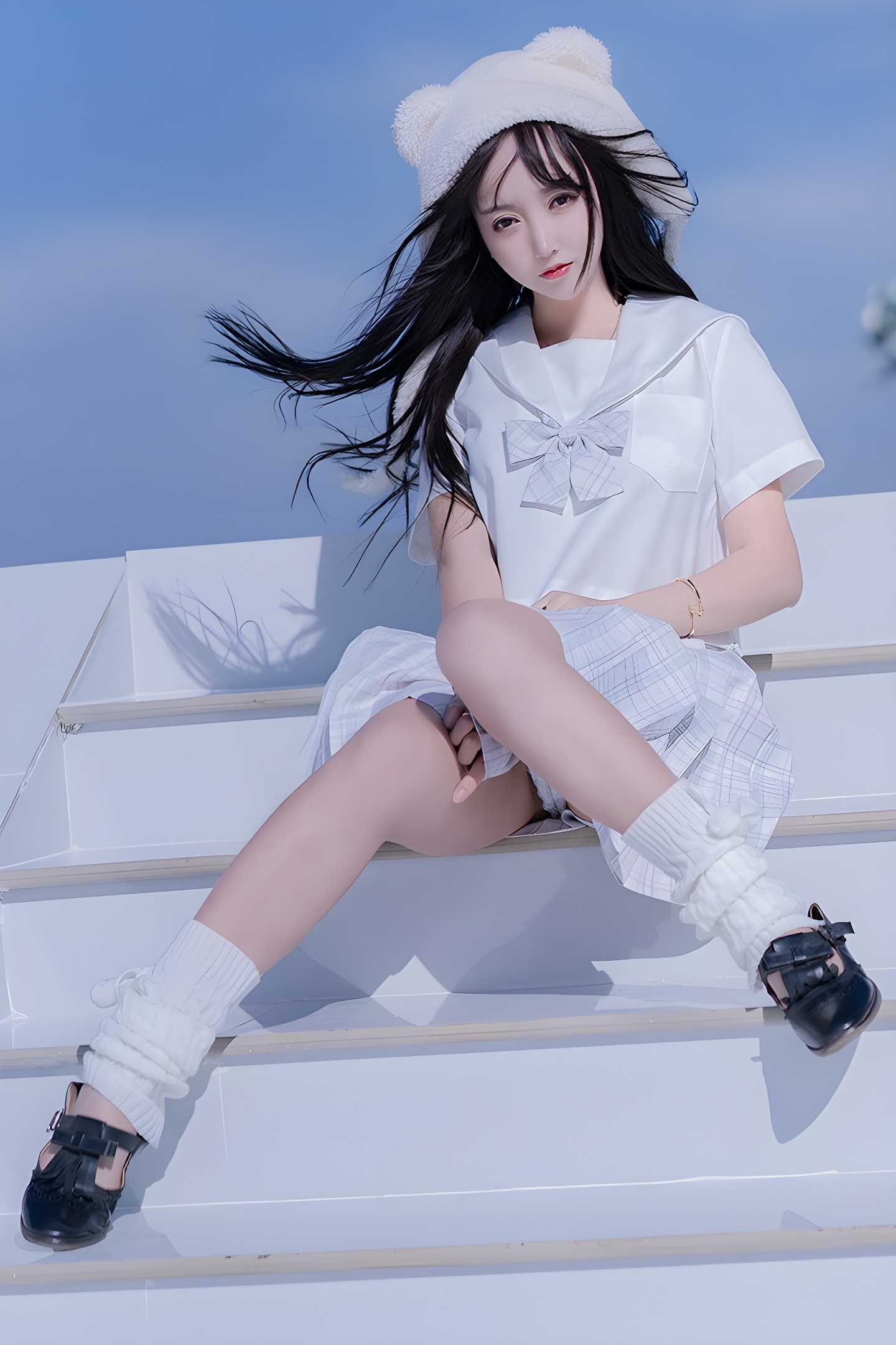 米线线JK制服美腿写真：捕捉思春期少女的迷人瞬间