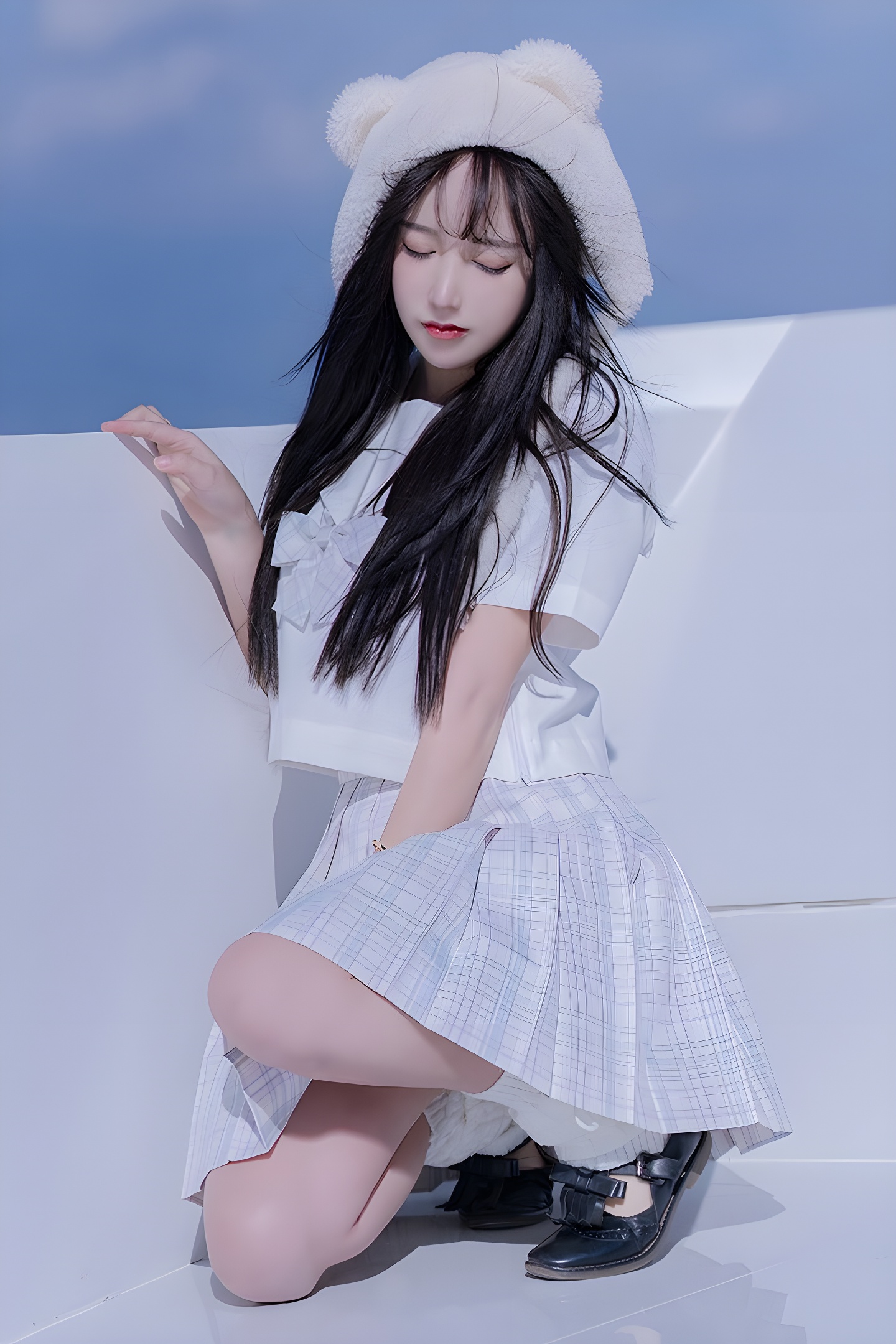 米线线JK制服美腿写真：捕捉思春期少女的迷人瞬间