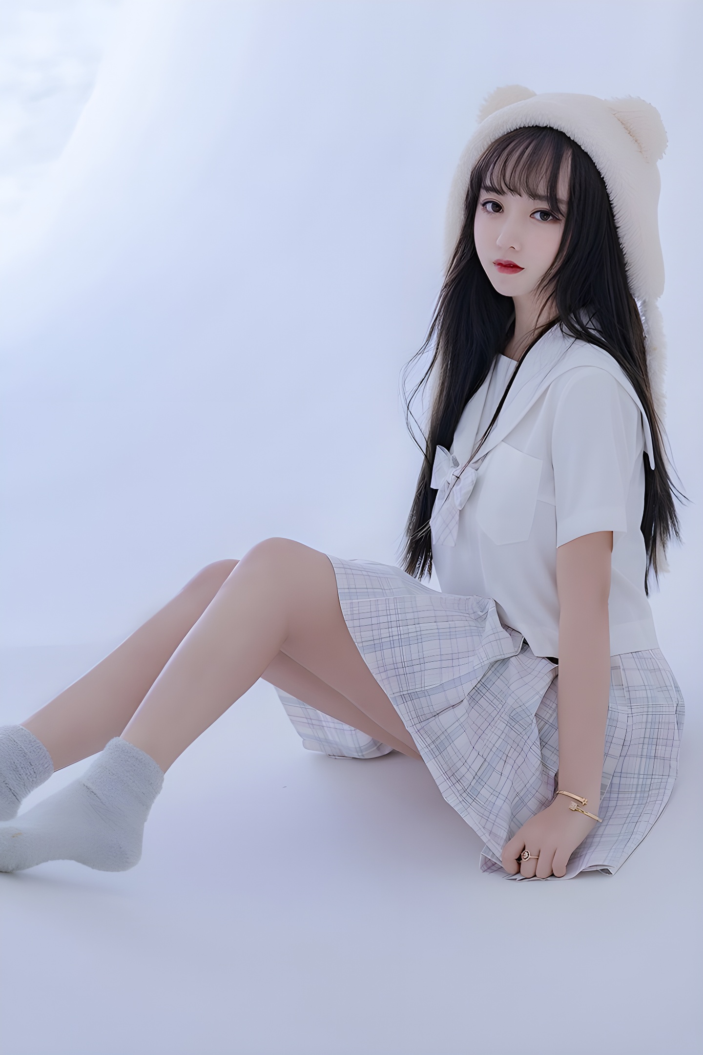 米线线JK制服美腿写真：捕捉思春期少女的迷人瞬间