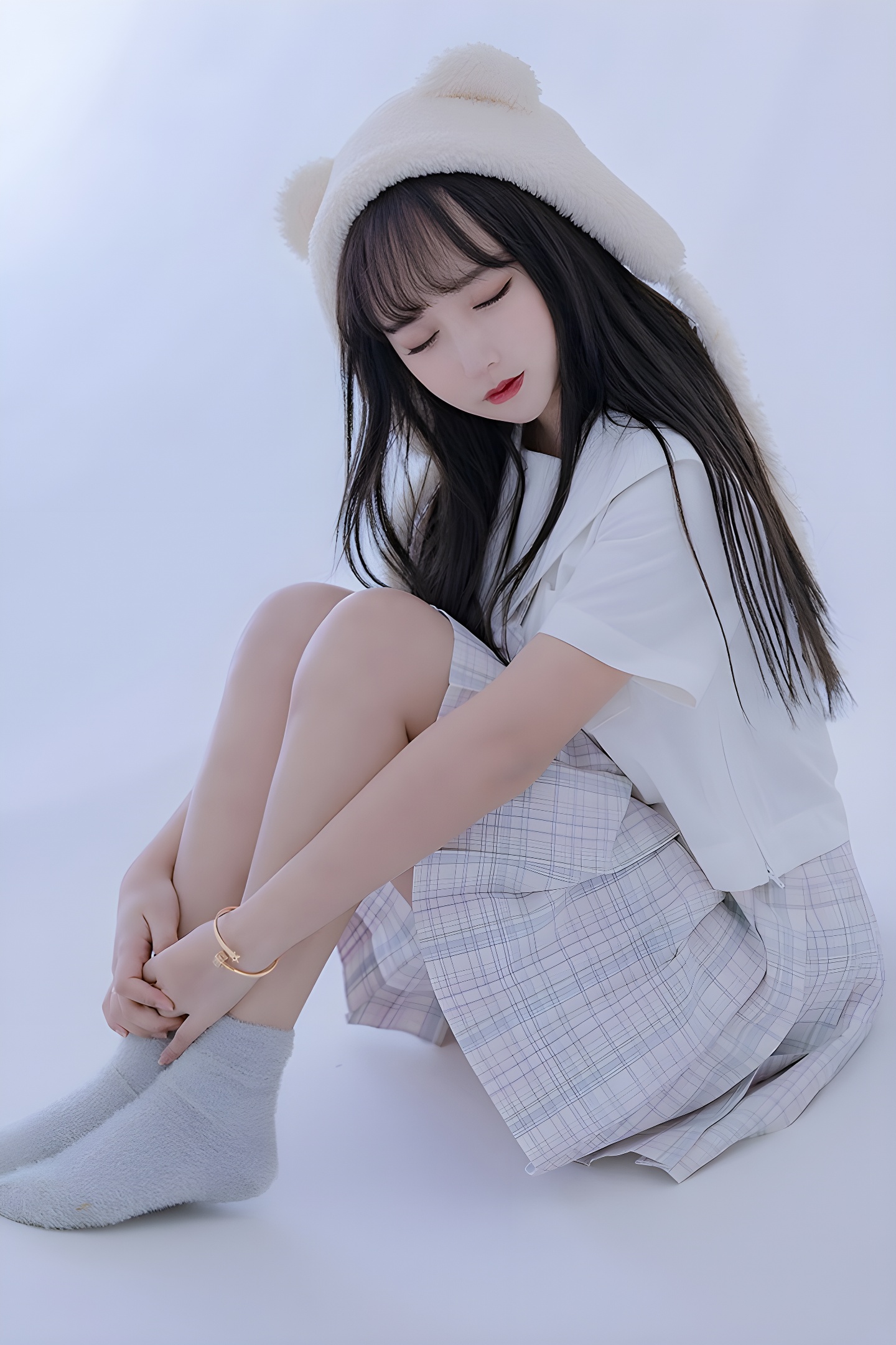 米线线JK制服美腿写真：捕捉思春期少女的迷人瞬间