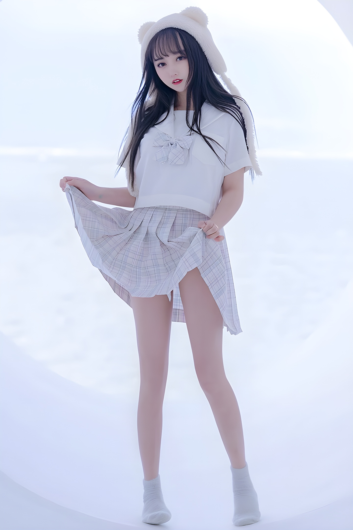 米线线JK制服美腿写真：捕捉思春期少女的迷人瞬间