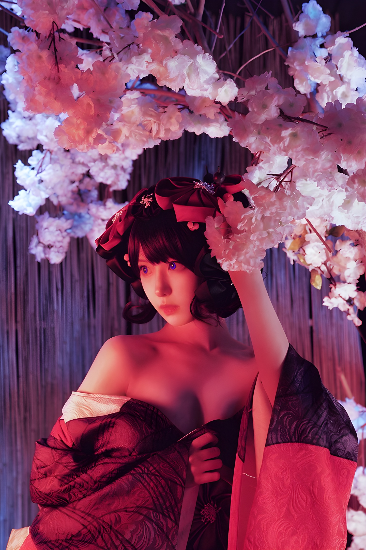 画仙COS小鹿鹿：夺命娇体与唯美性感的完美结合