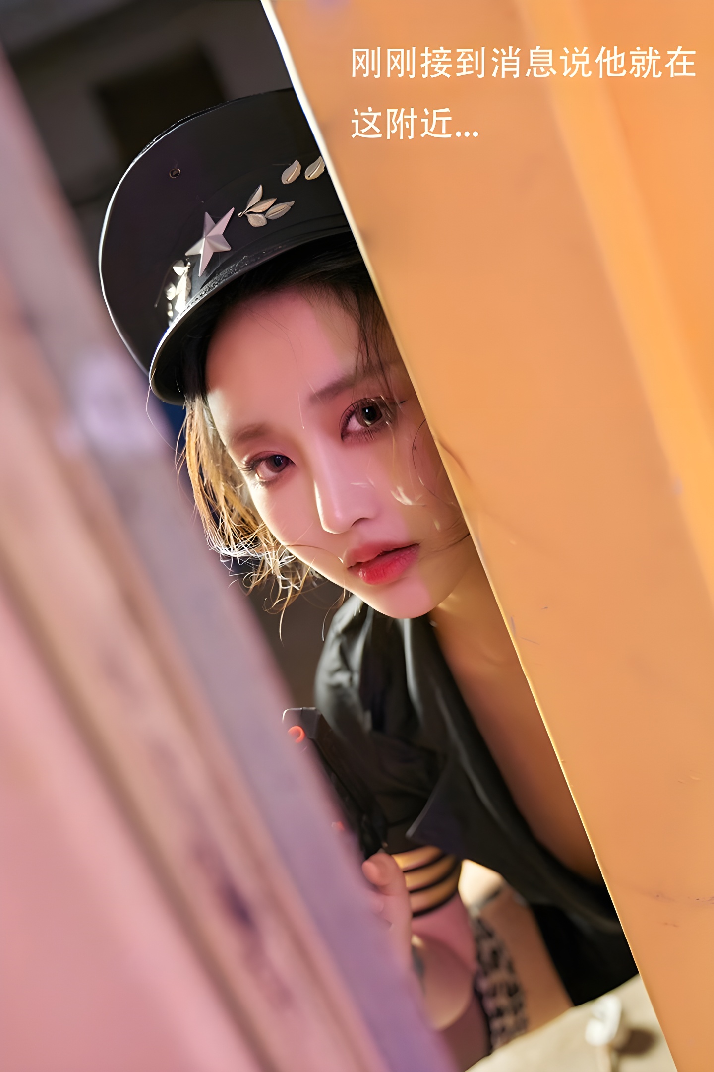 林子欣制服黑丝美腿写真，尽显职场女神魅力