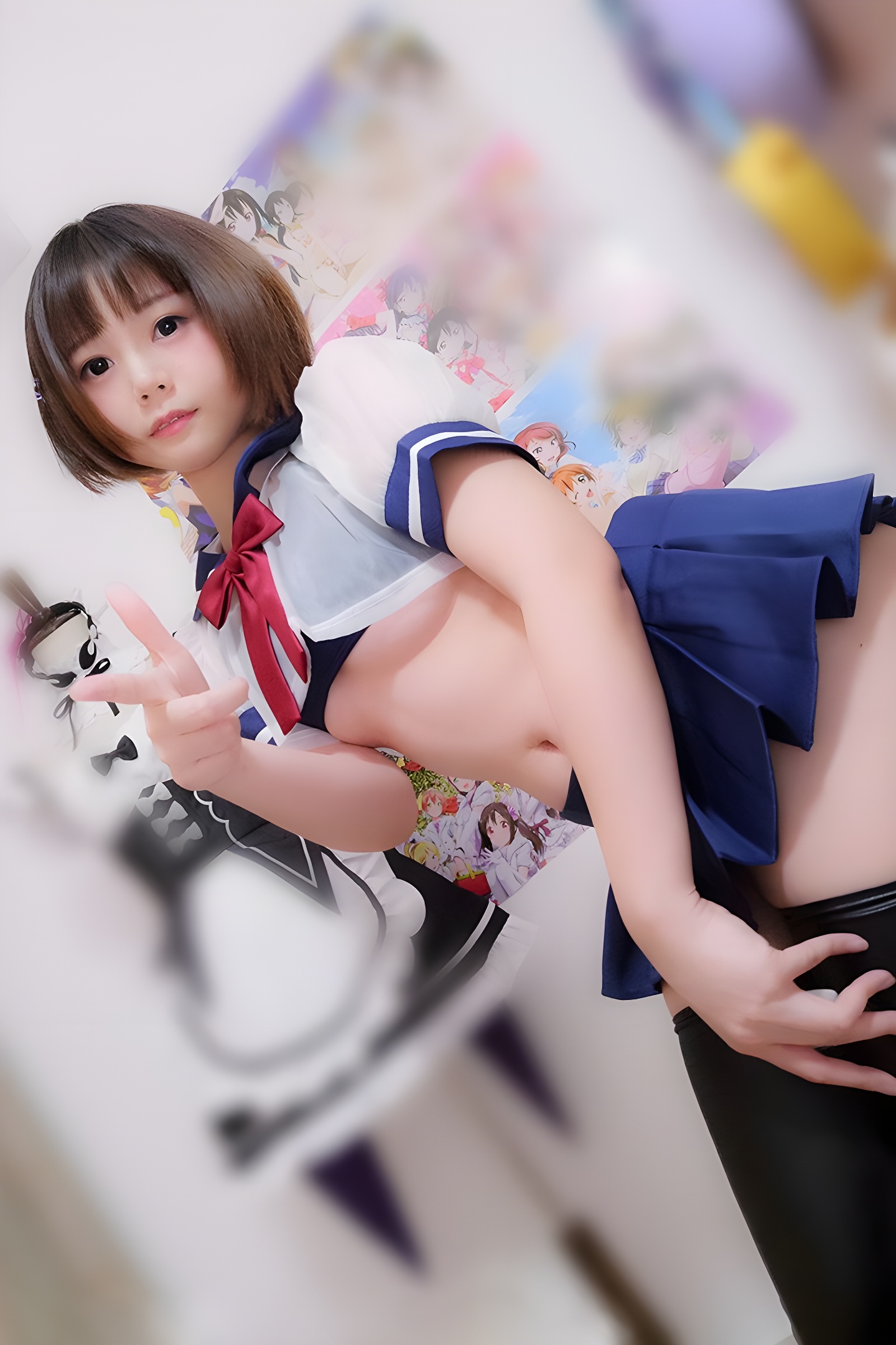 微胖小嫩模肉感身材与蜜汁丰臀的时尚魅力