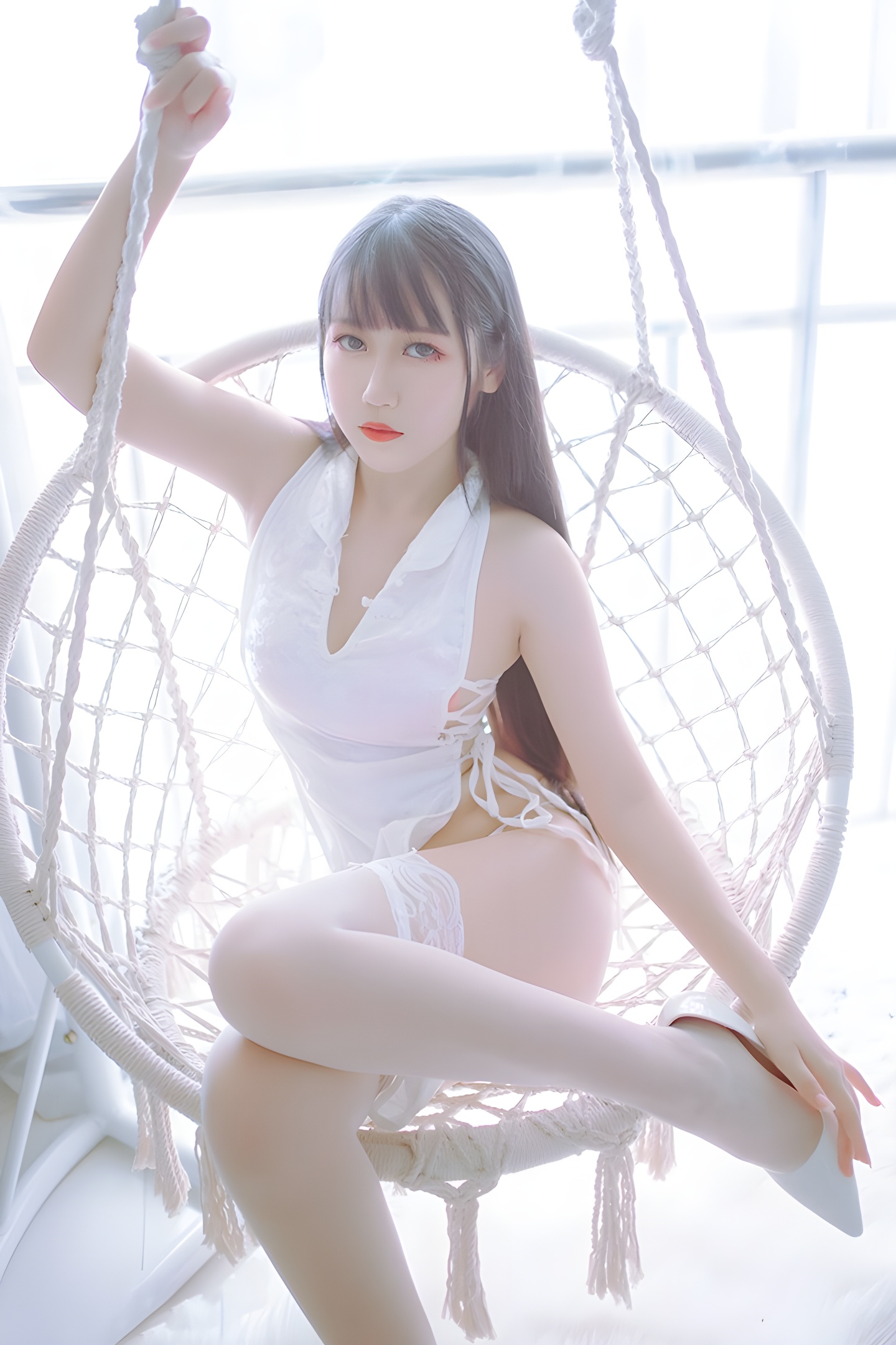 抖娘与不呆猫：黑白旗袍与丝袜的极致诱惑