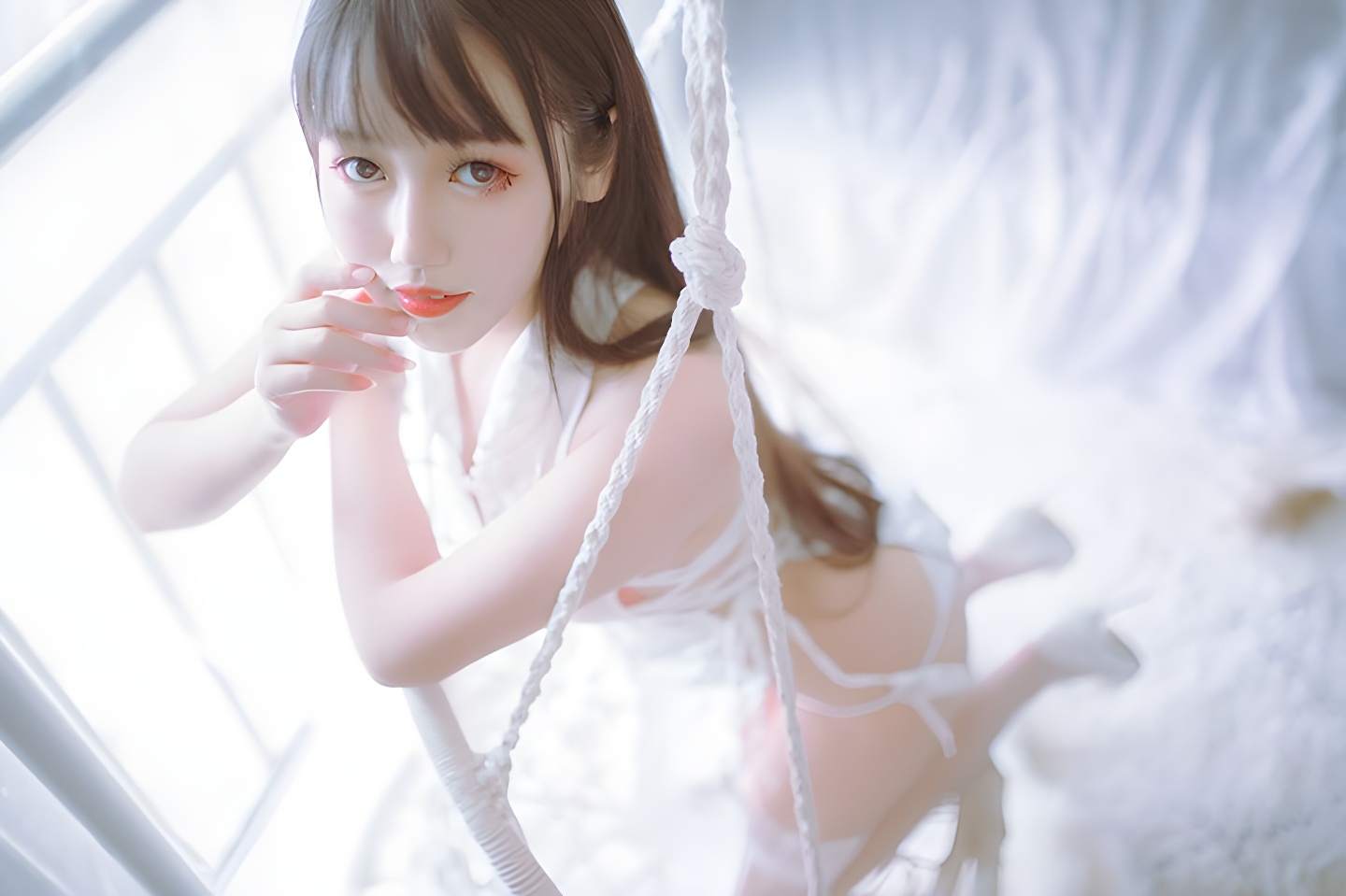 抖娘与不呆猫：黑白旗袍与丝袜的极致诱惑