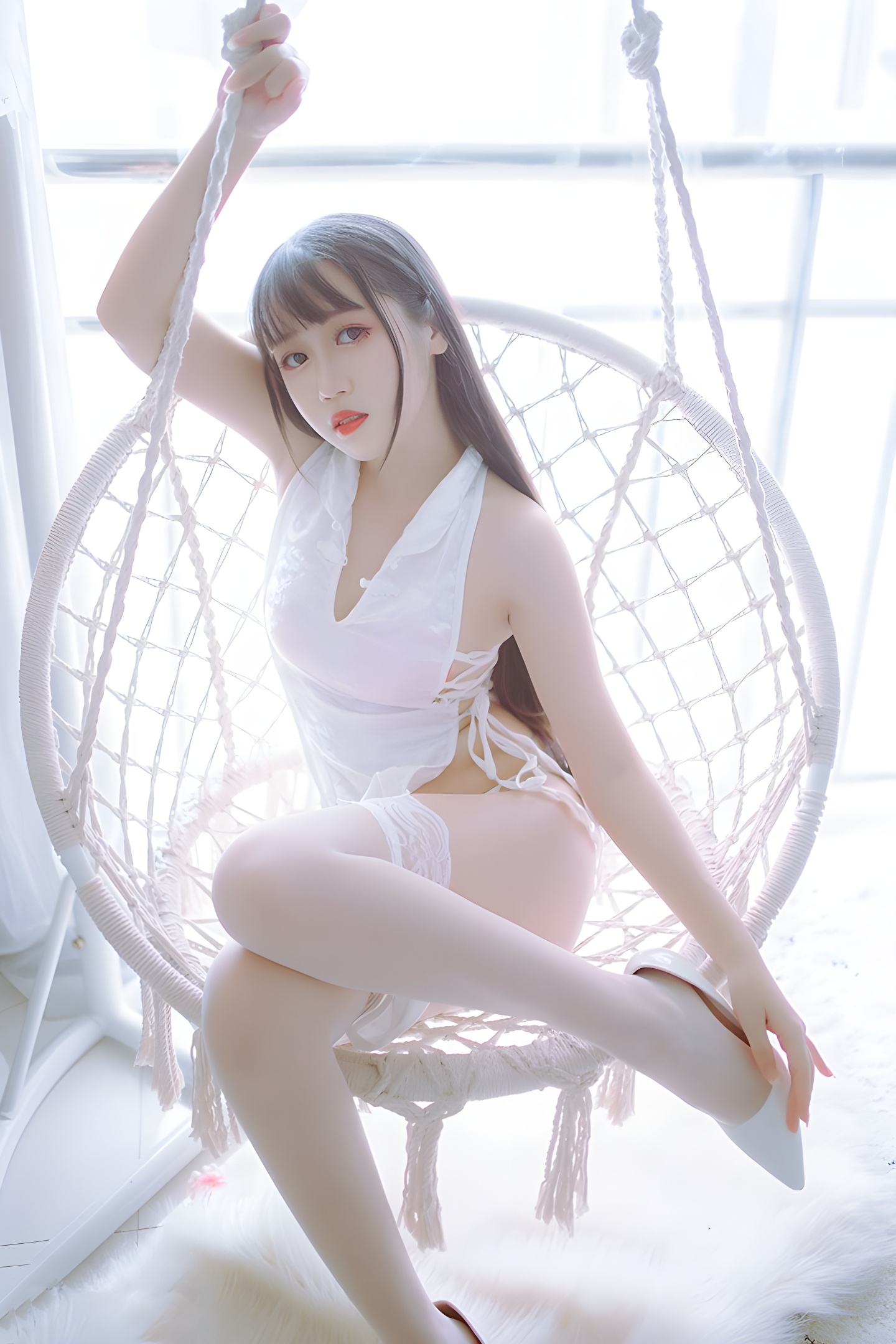 抖娘与不呆猫：黑白旗袍与丝袜的极致诱惑