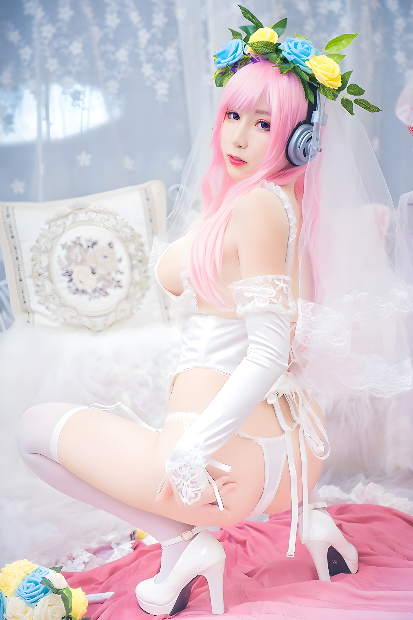 花花仙子小酥酱白丝高跟美乳侧漏：时尚与性感的完美结合