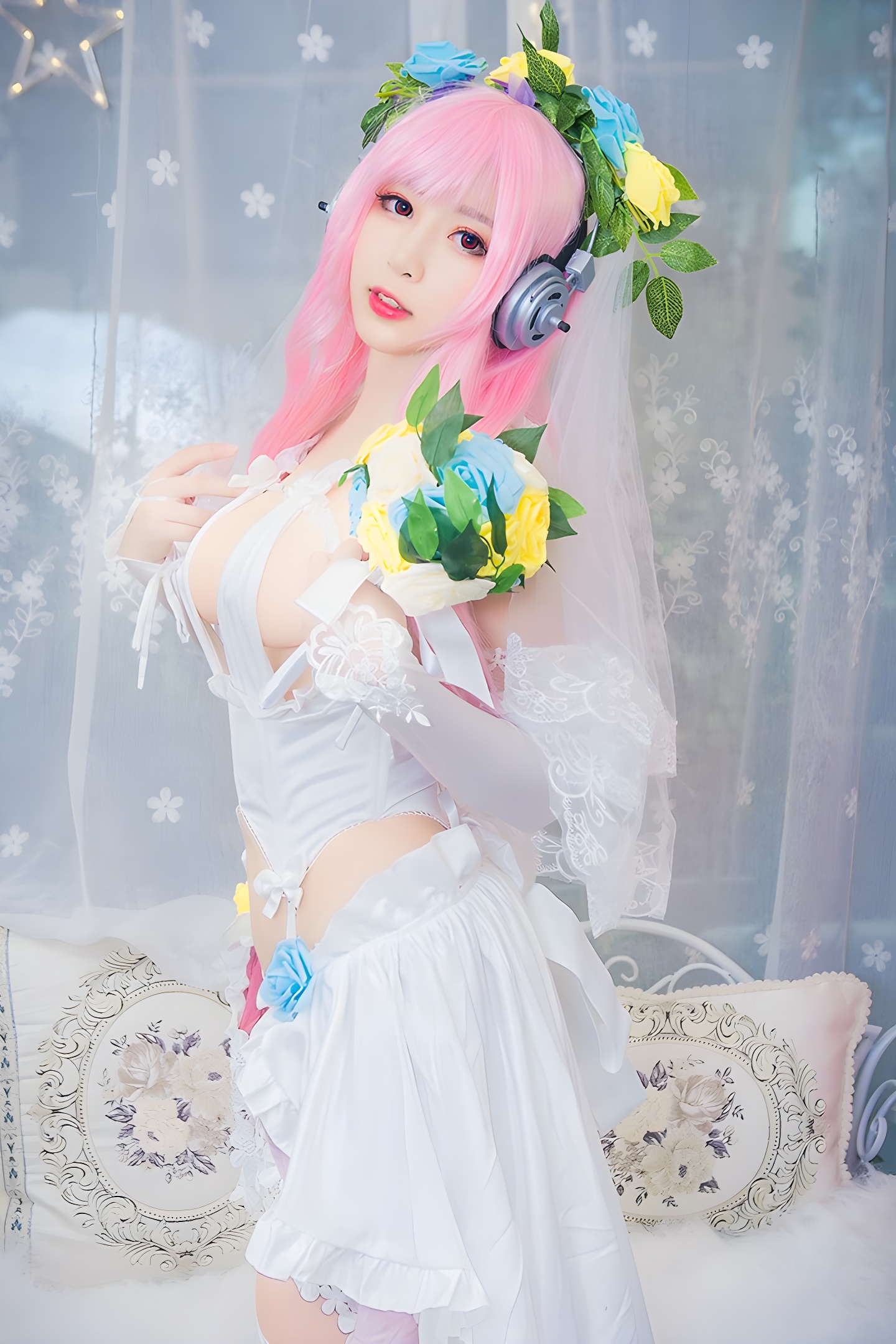 花花仙子小酥酱白丝高跟美乳侧漏：时尚与性感的完美结合