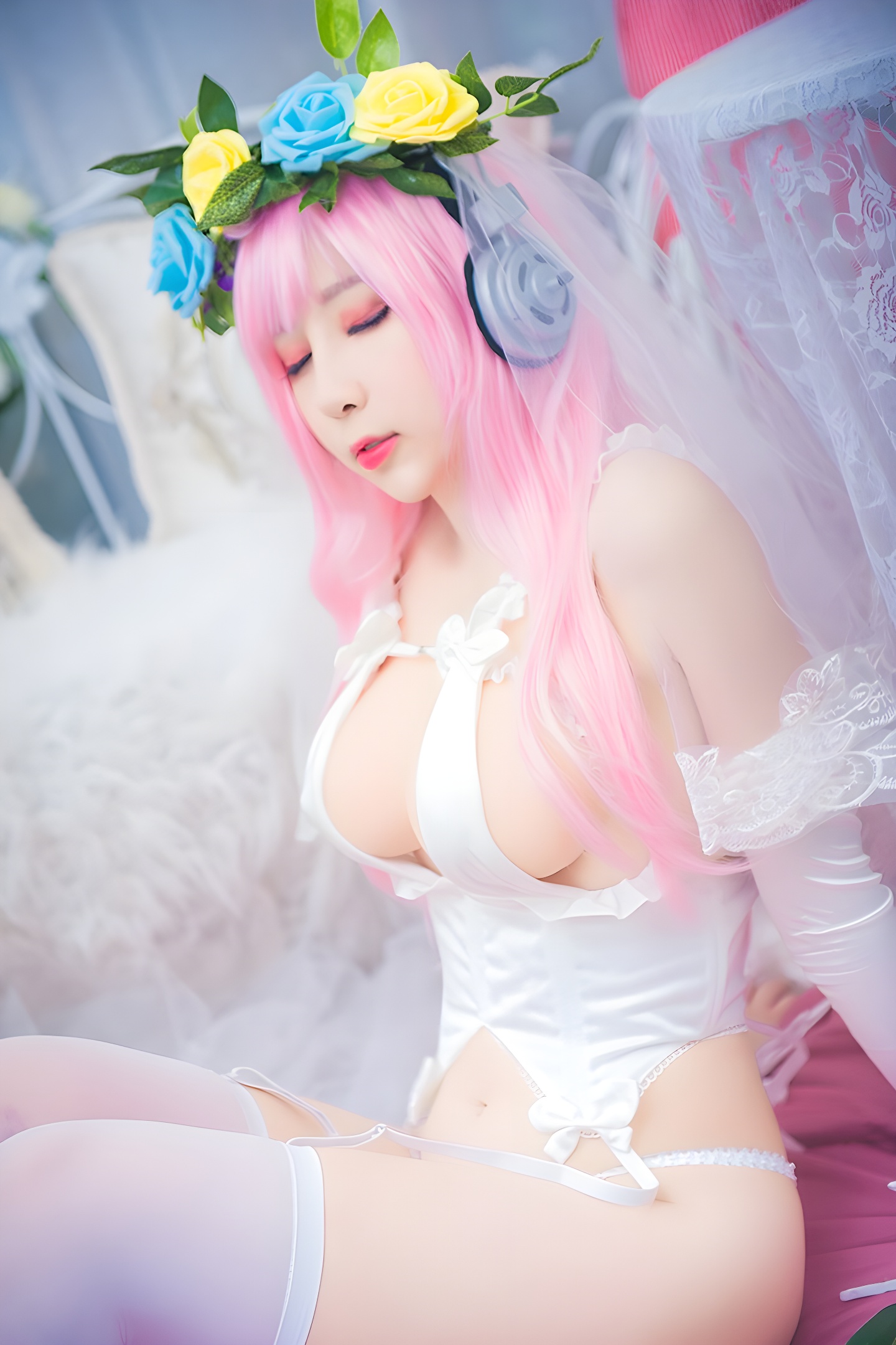 花花仙子小酥酱白丝高跟美乳侧漏：时尚与性感的完美结合