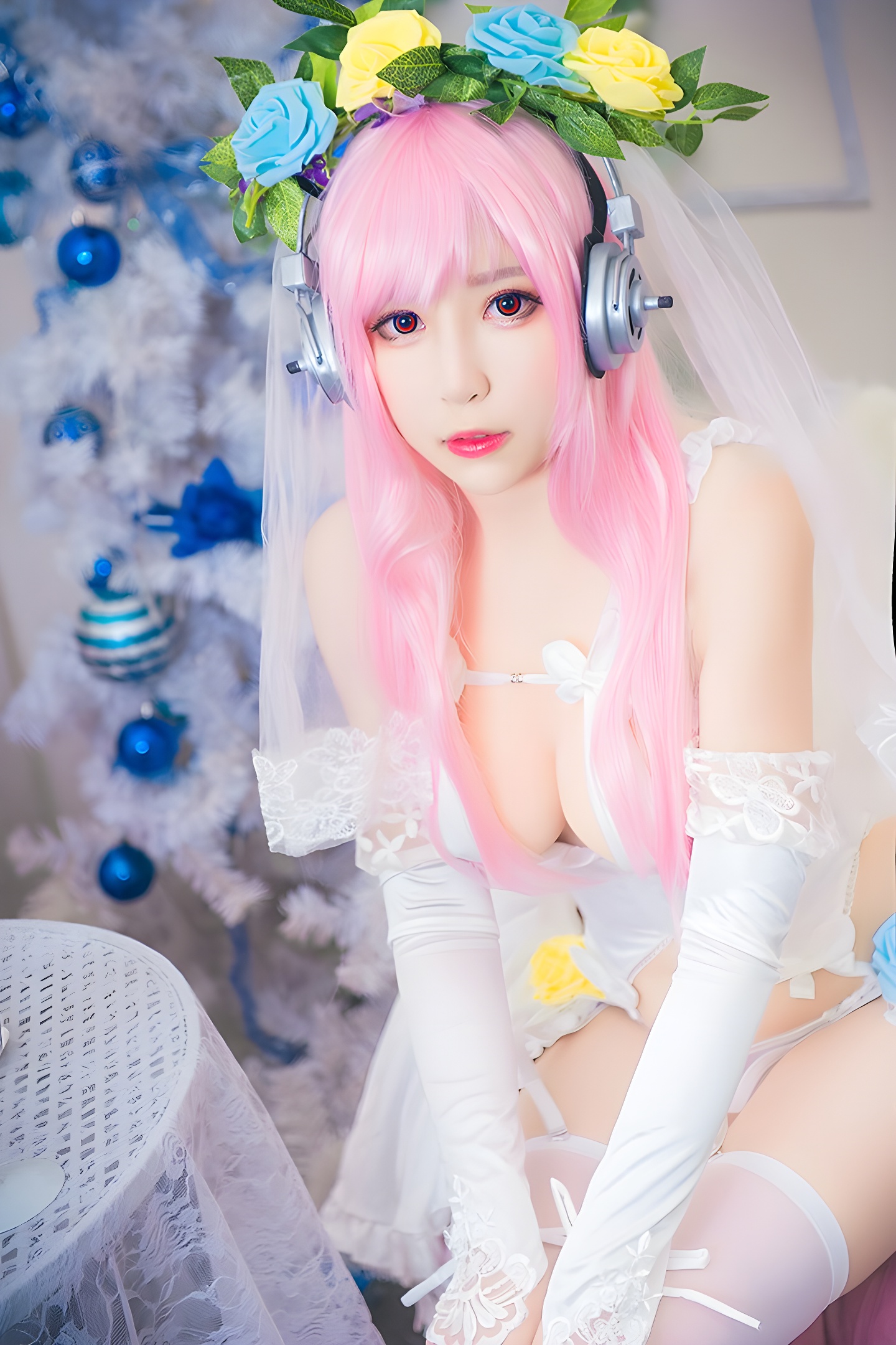 花花仙子小酥酱白丝高跟美乳侧漏：时尚与性感的完美结合