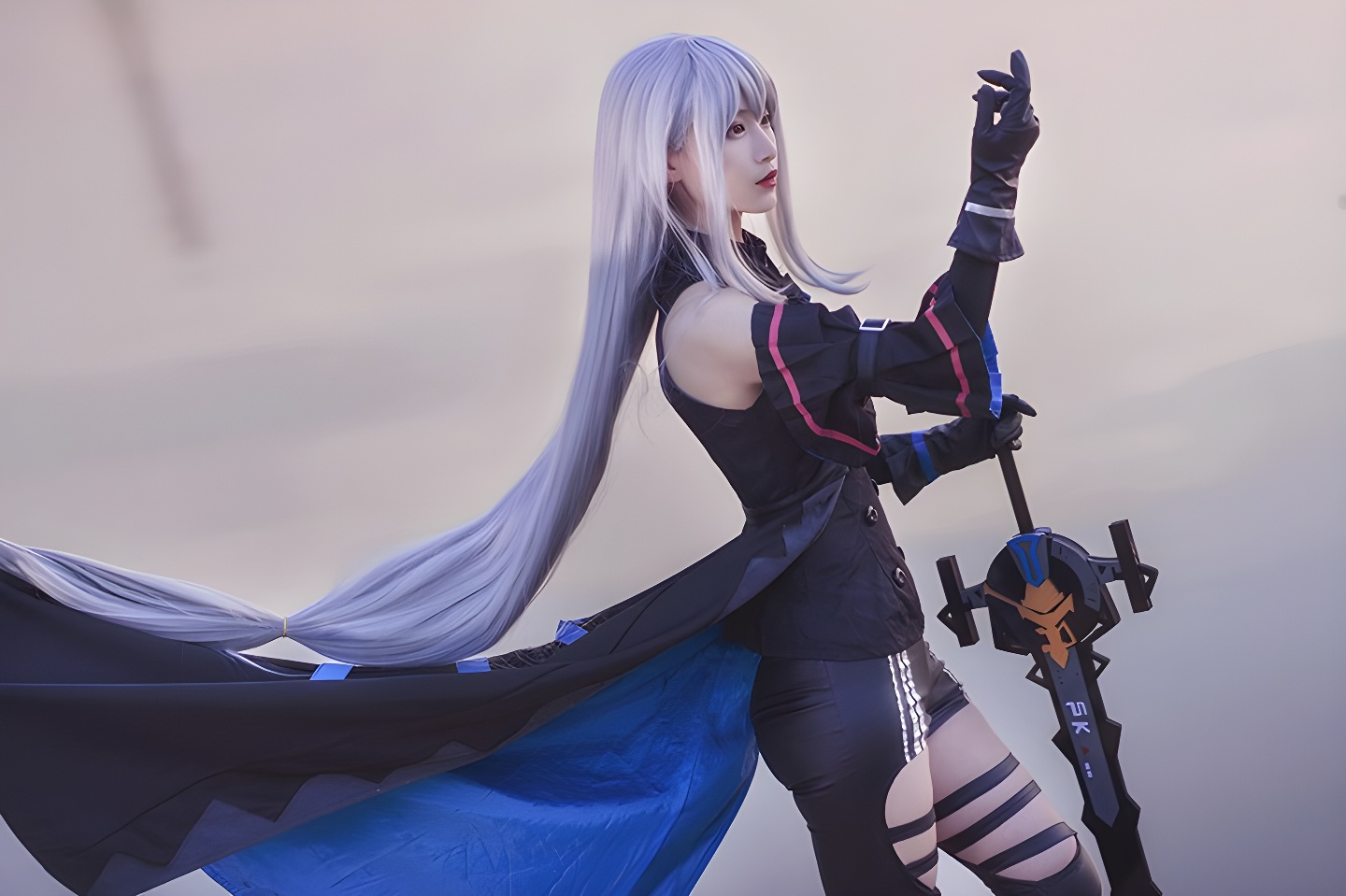 鬼舞禁欲束缚调教：COSPLAY与铁板烧的视觉盛宴