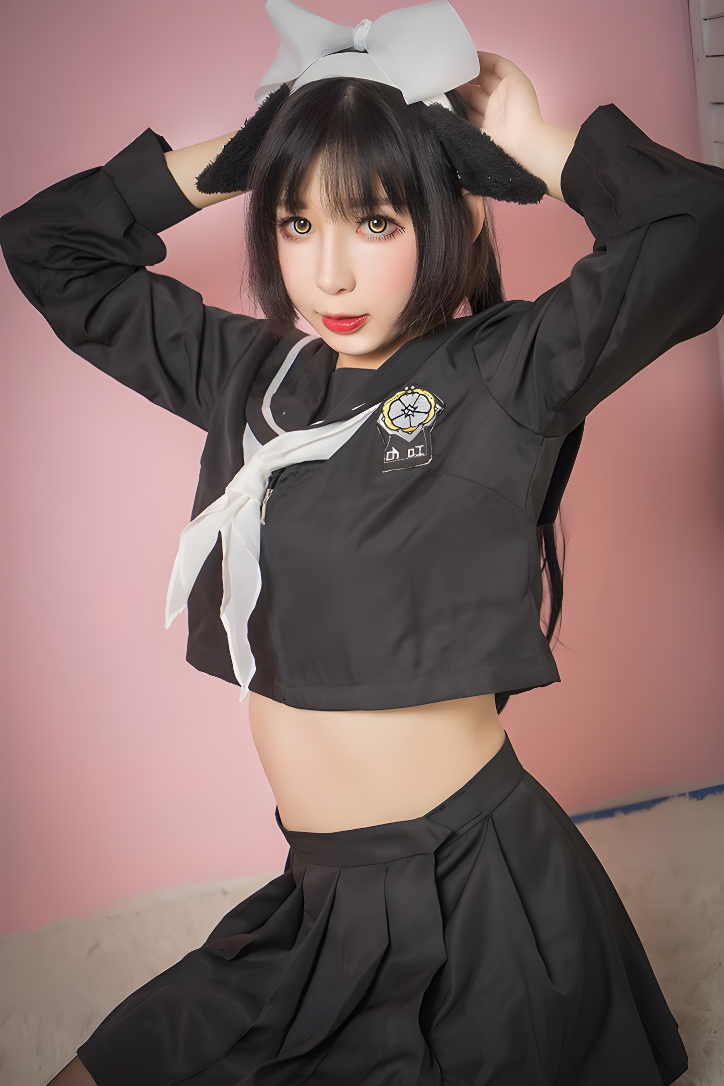 性感COS小酥酱美腿深沟写真集：可爱与性感的完美结合