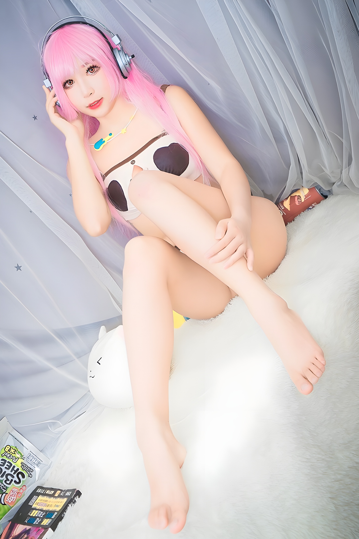 性感COS小酥酱美腿深沟写真集：可爱与性感的完美结合