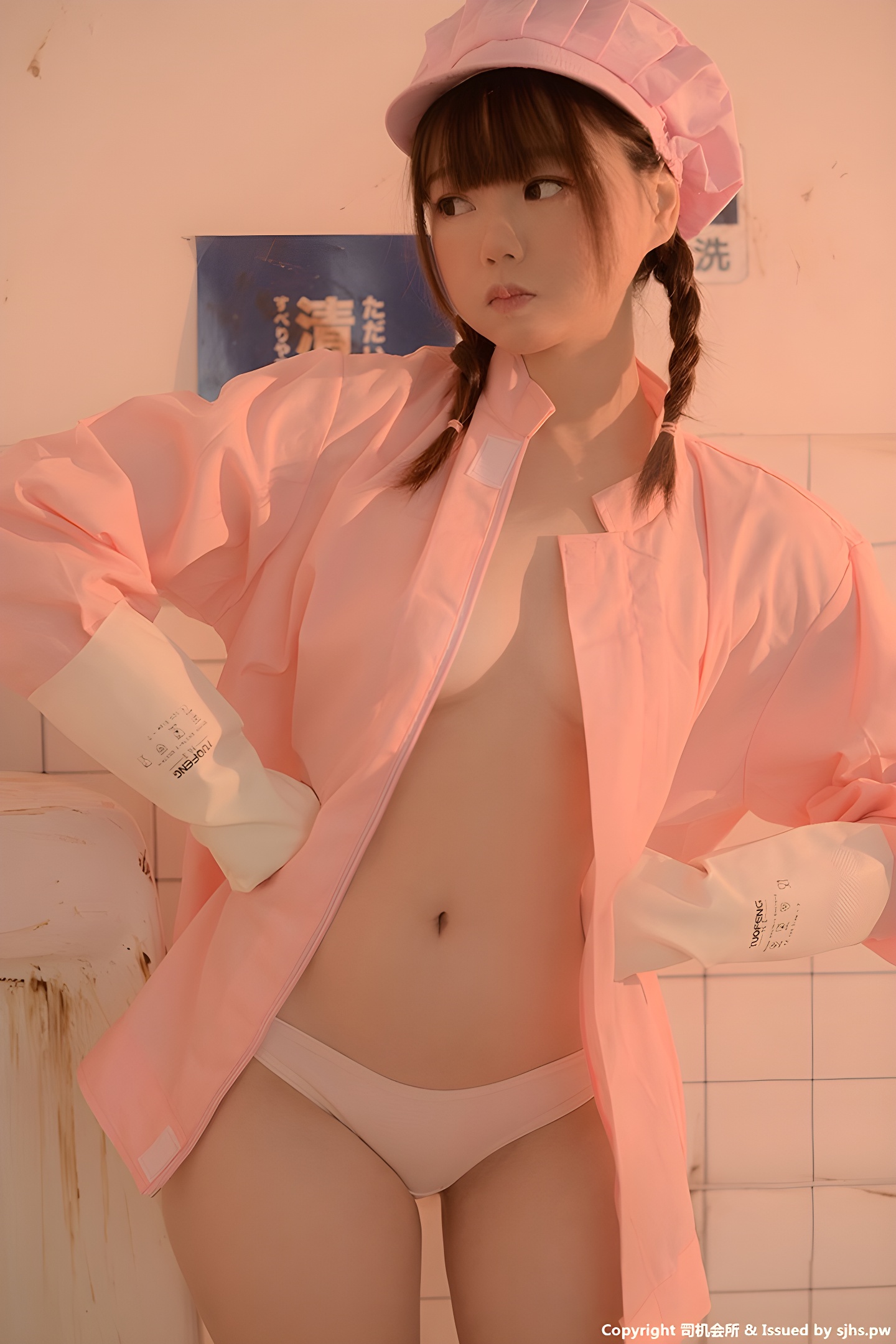 稚嫩清洁员肉肉蜜汁肉体阳光下的真实瞬间