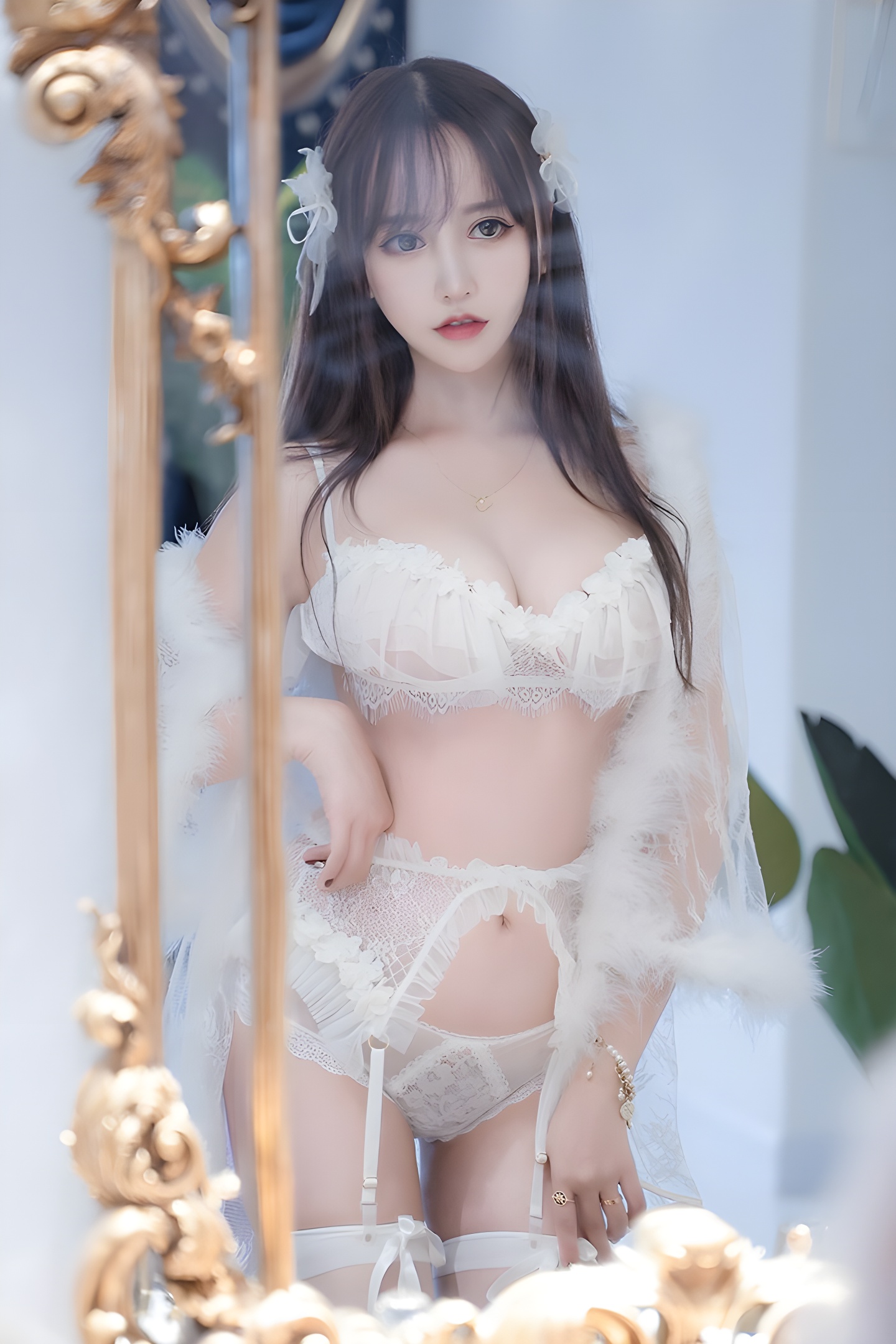 蜜汁少女米线线梦幻睡衣写真，尽显优雅身材曲线