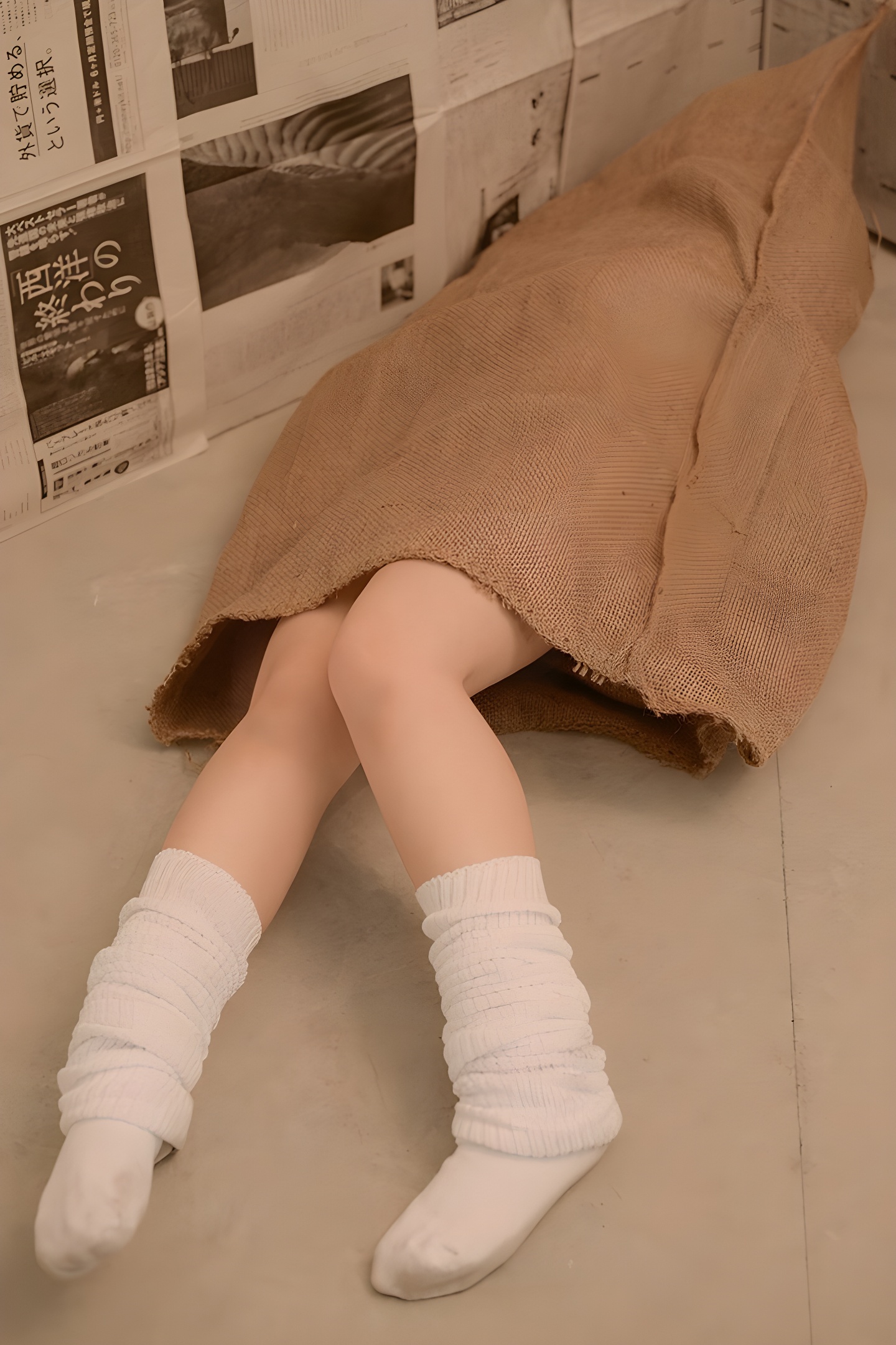 可爱萝莉与束缚艺术：肉肉形象的创意摄影集