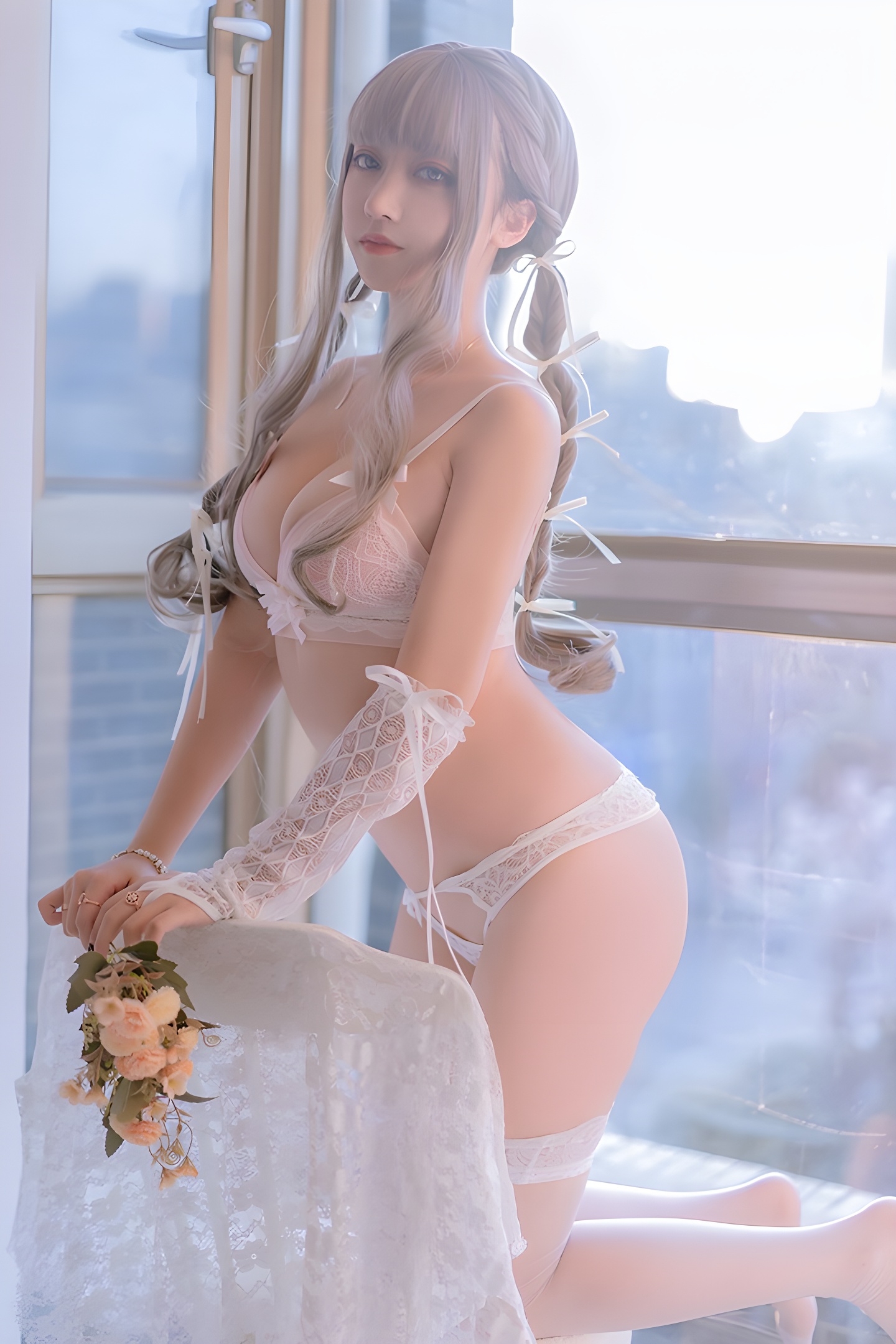 性感COS少女米线线：情窦初开大秀迷人美乳