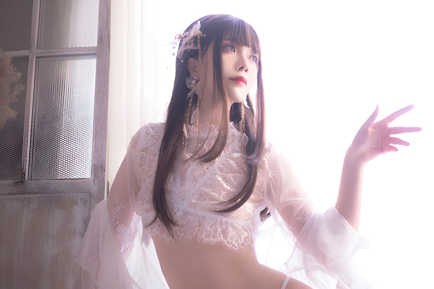 仙女妹妹翎柒蕾丝镂空睡衣：隐约露出的性感与优雅