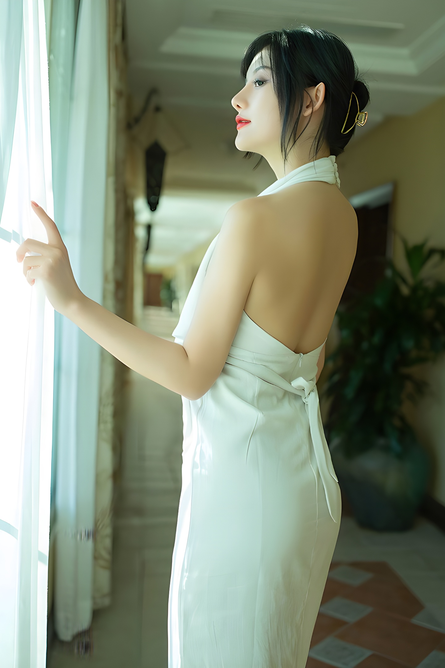 阿朱性感肉丝美脚，代言风采夺人魄