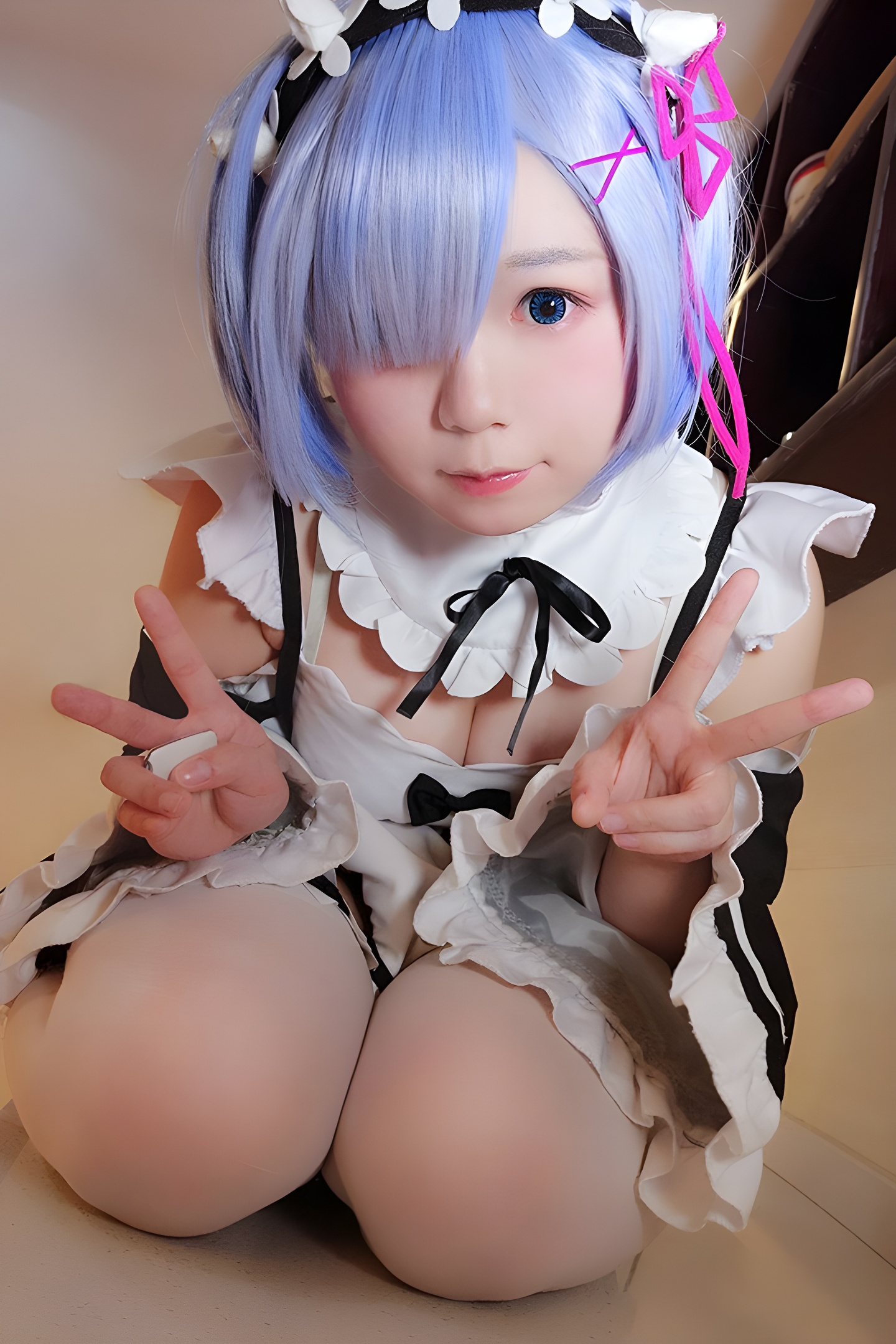 二次元蕾姆女仆肉肉身材暴露图集：视觉与幻想的双重盛宴