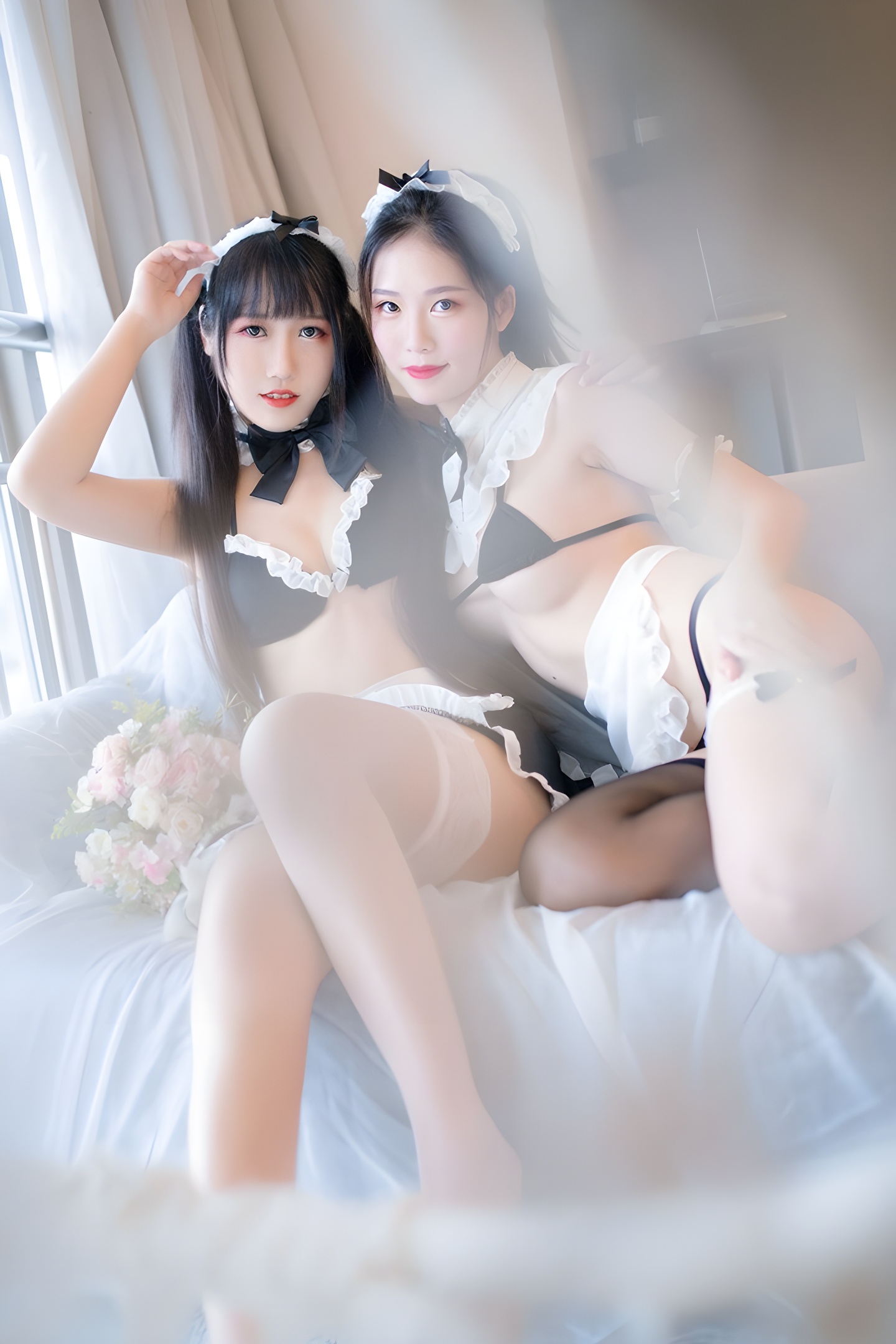 好色女仆利世与不呆猫：调教与爱抚的温馨日常