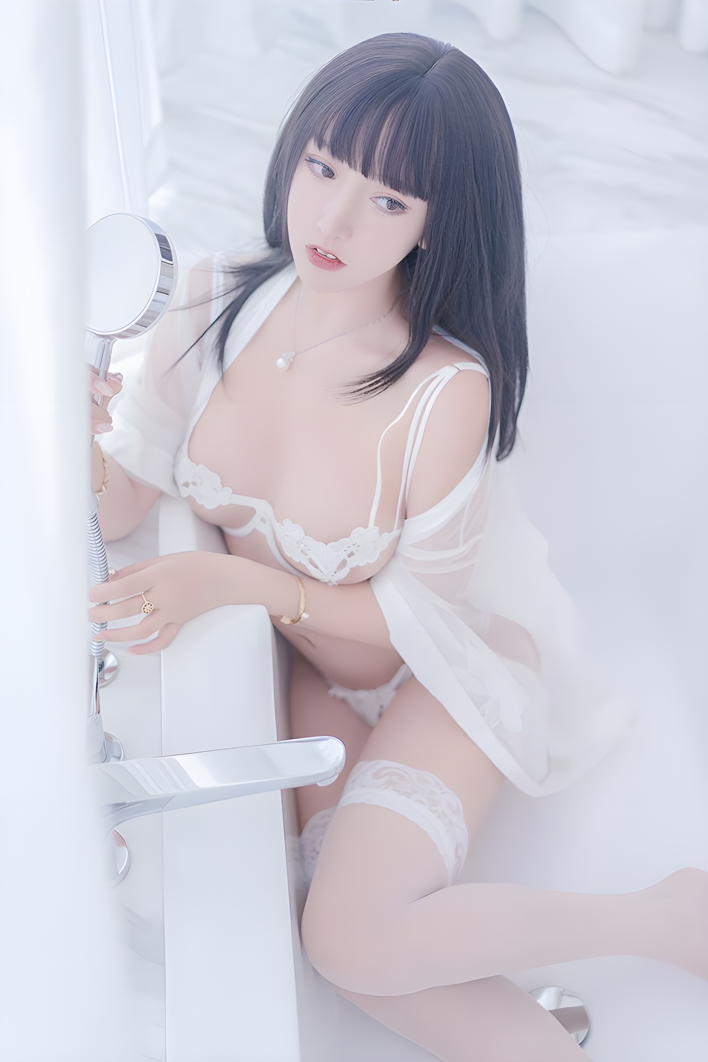 邻家小妹米线线情趣套装：大胆设计，裸露风情尽显