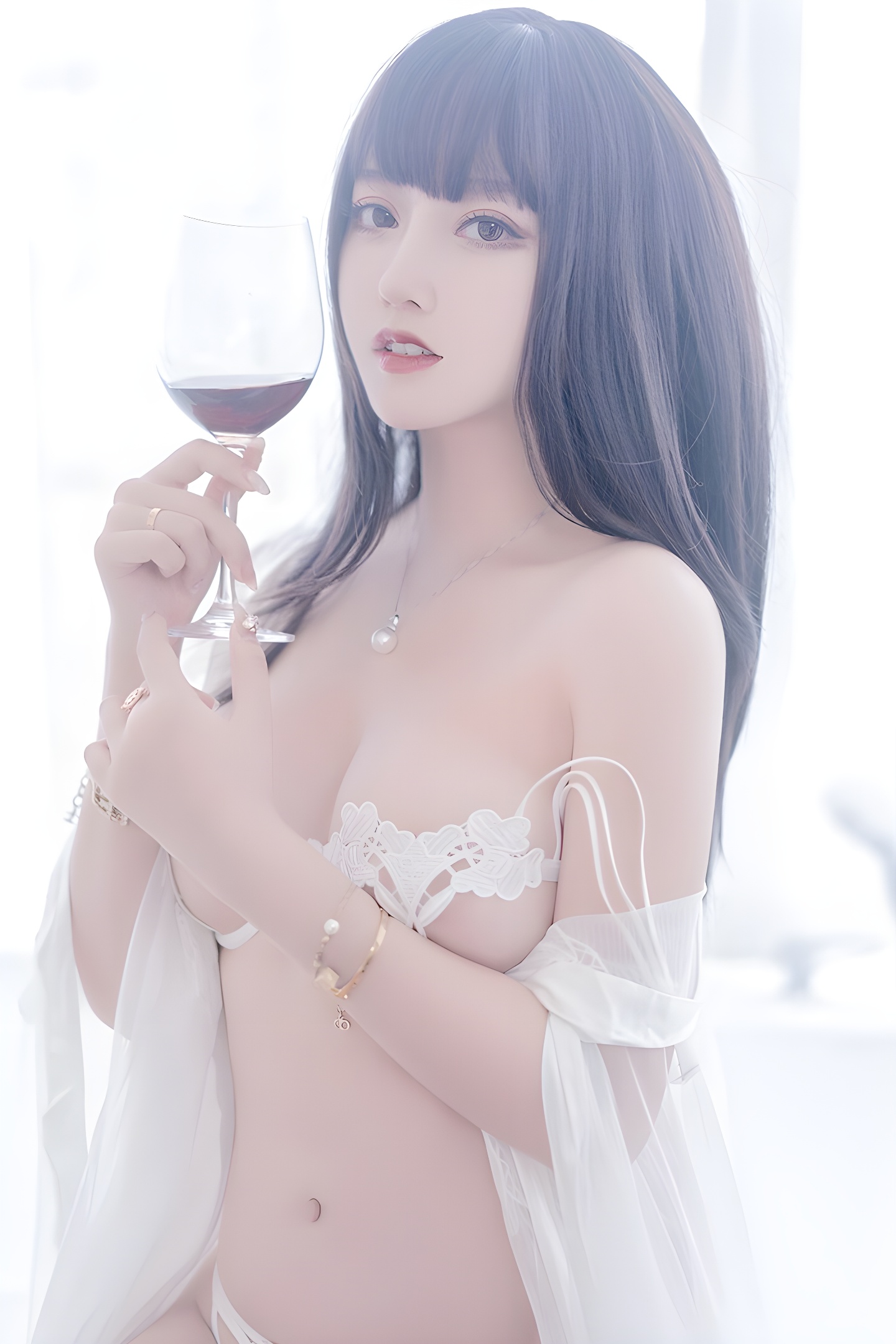 邻家小妹米线线情趣套装：大胆设计，裸露风情尽显