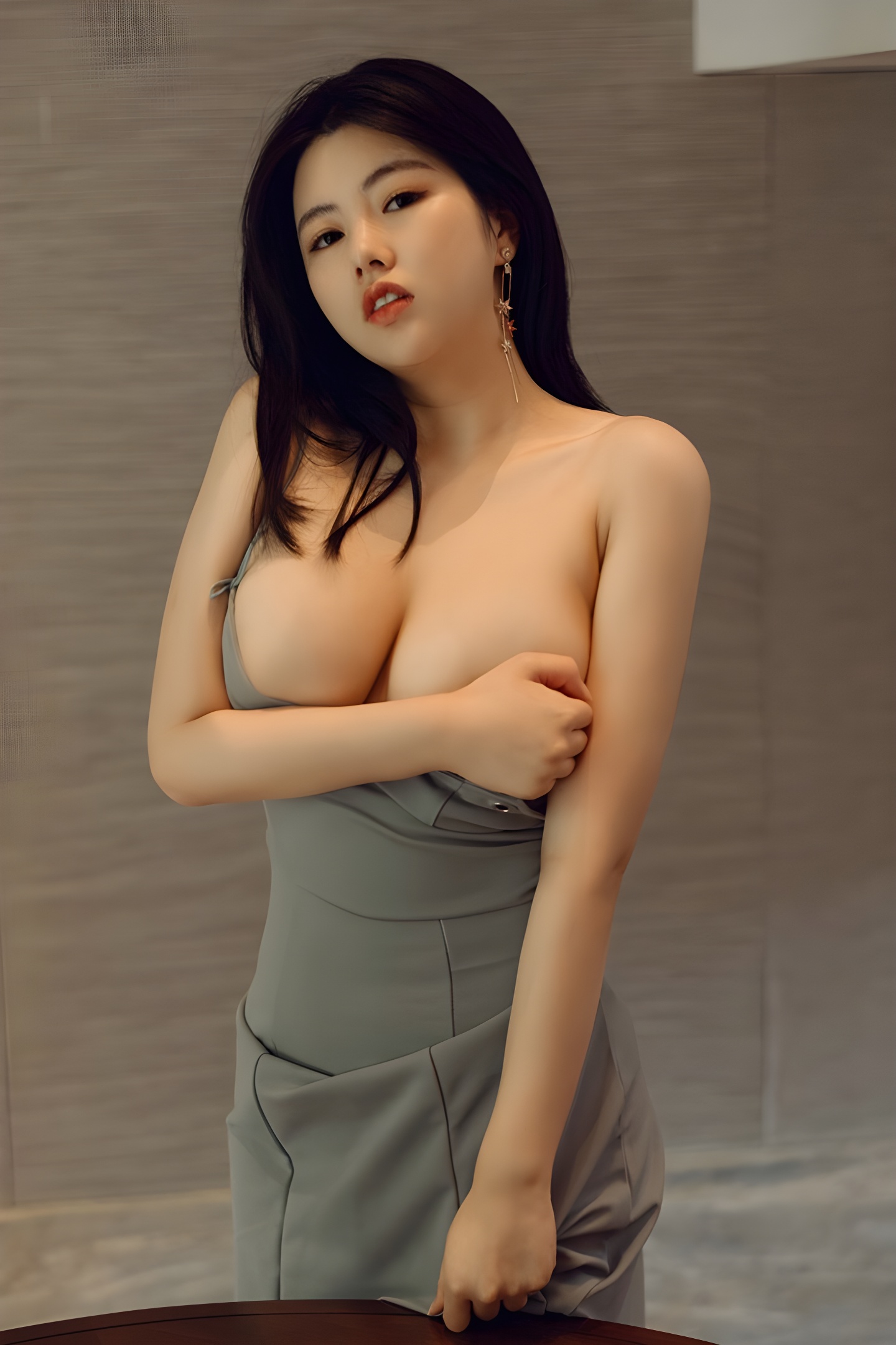 娜露傲人巨乳娇喘中展现极致性感魅力