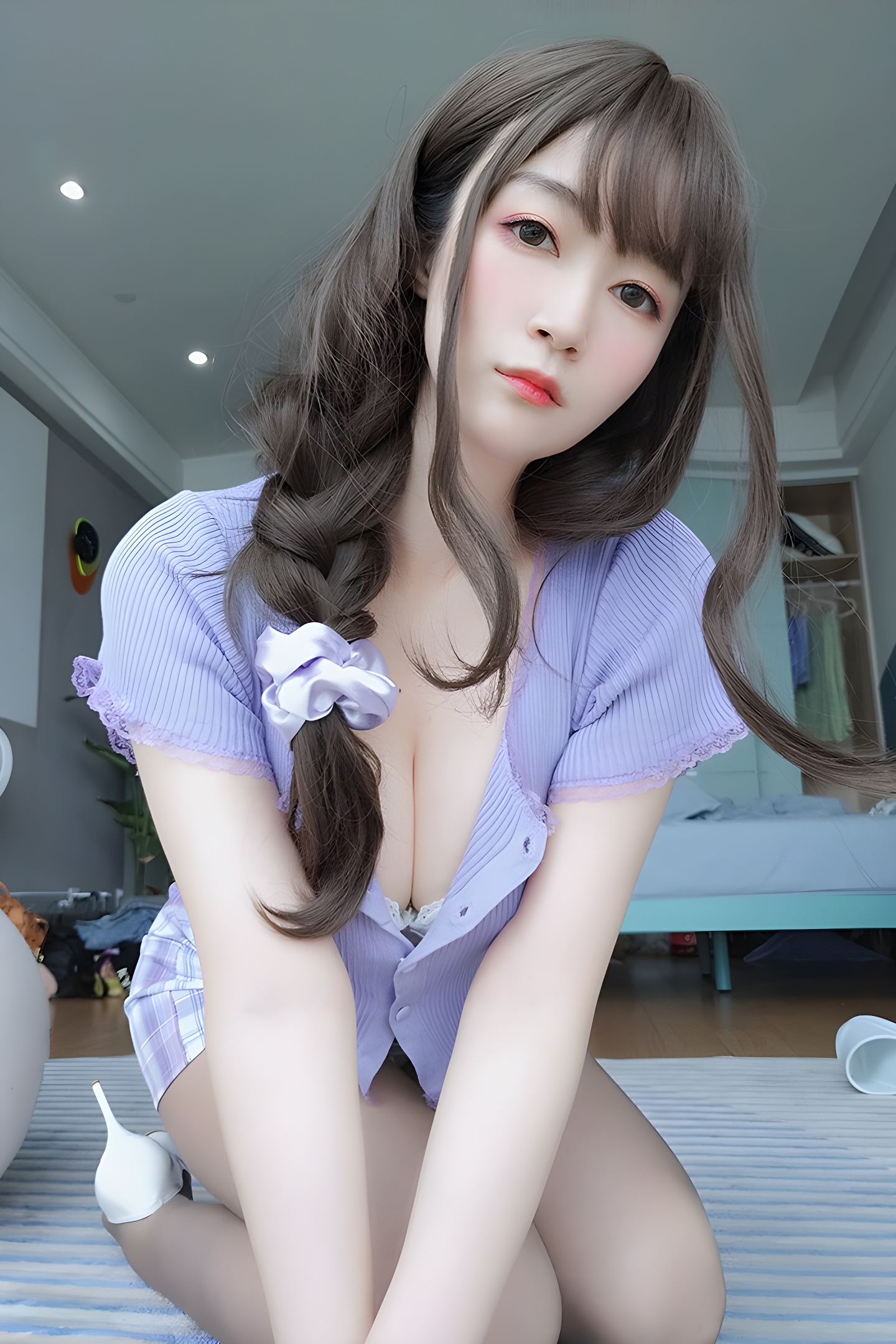 邻家小妹白银八一奶味酥胸灰丝，勾魂魅力全解析