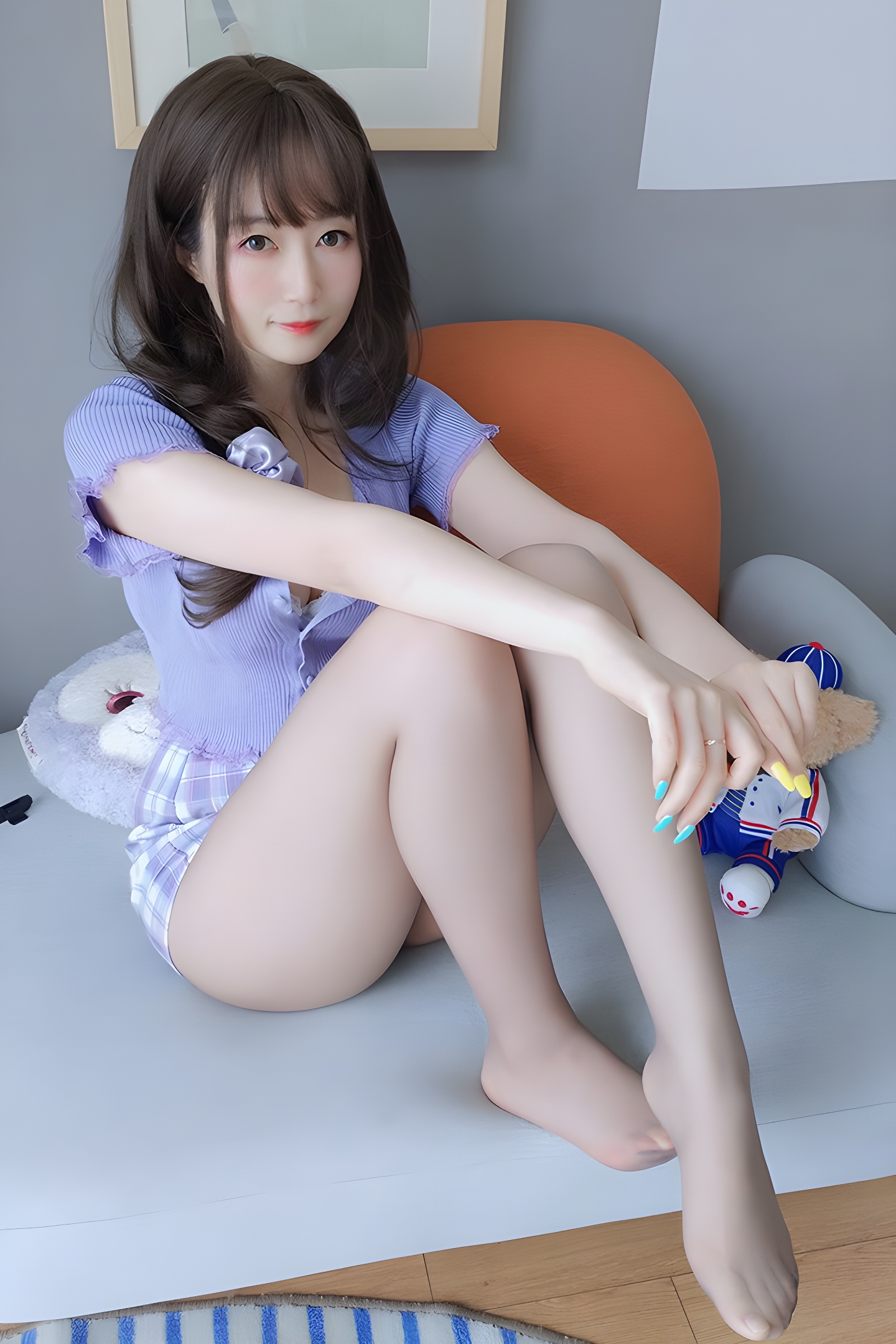 白银八一奶味酥胸灰丝，邻家小妹的时尚诱惑