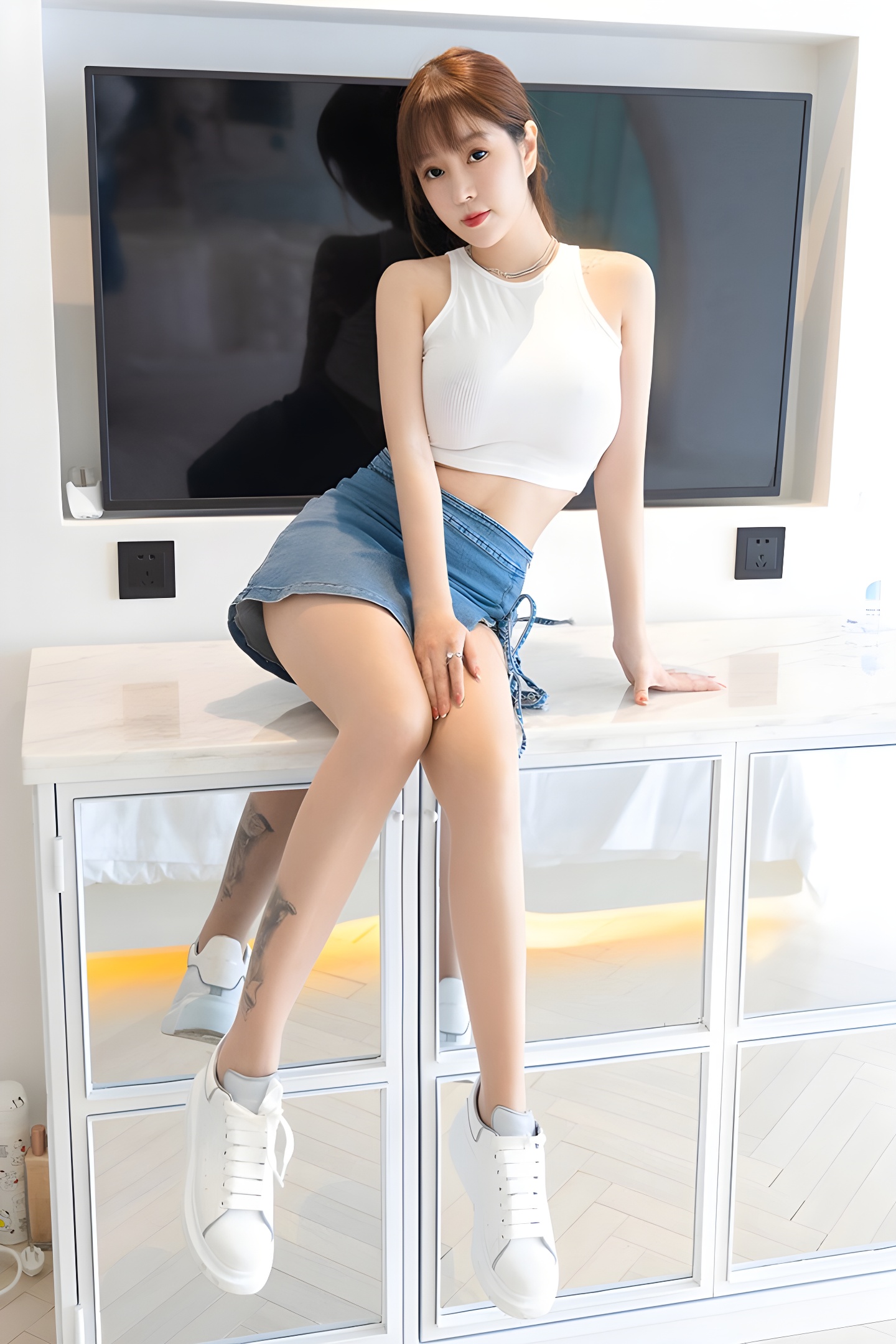 王雨纯爆乳写真：若隐若现的极致诱惑艺术