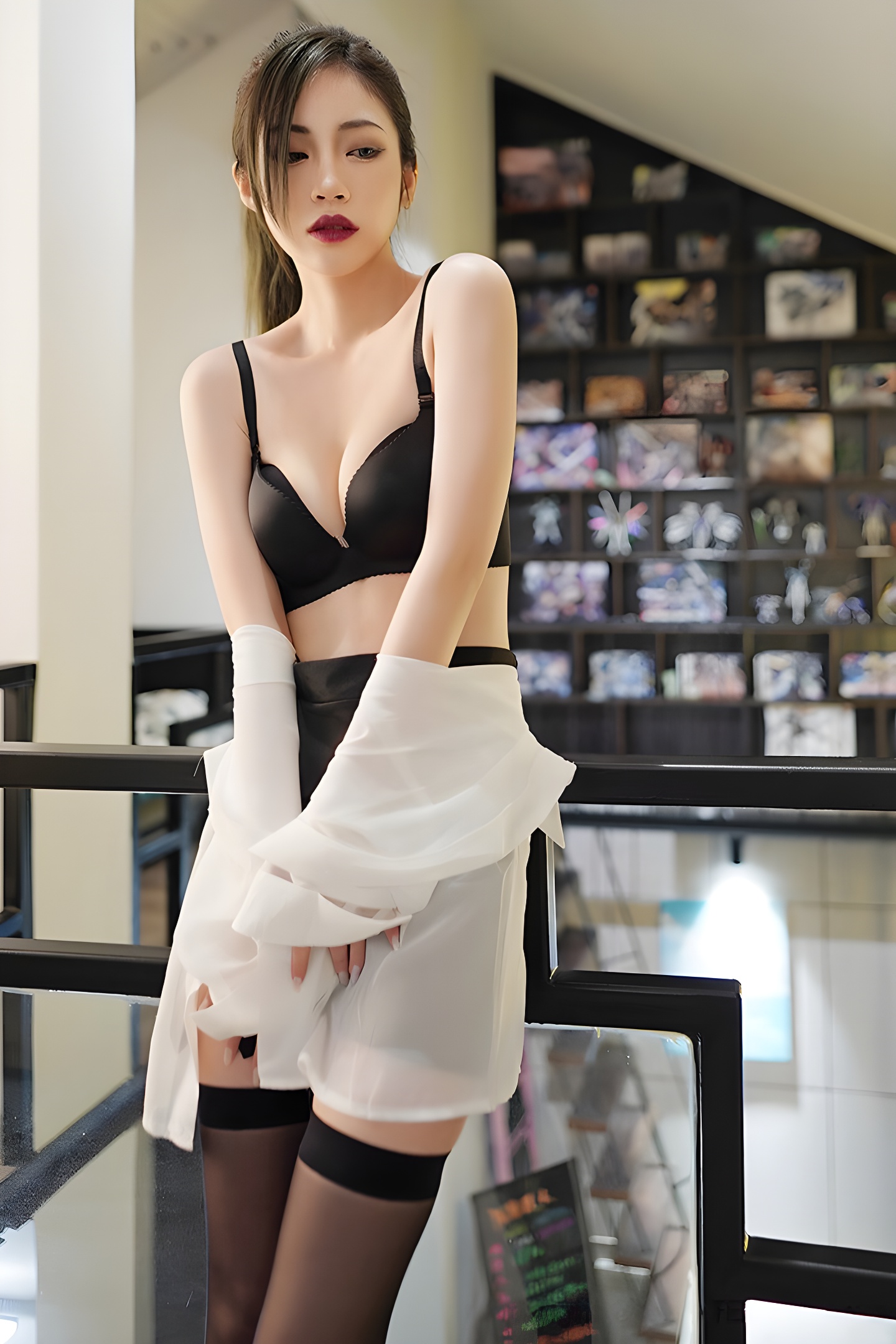 贾诗晗黑丝尾巴情趣写真：夜猫调教极致诱惑