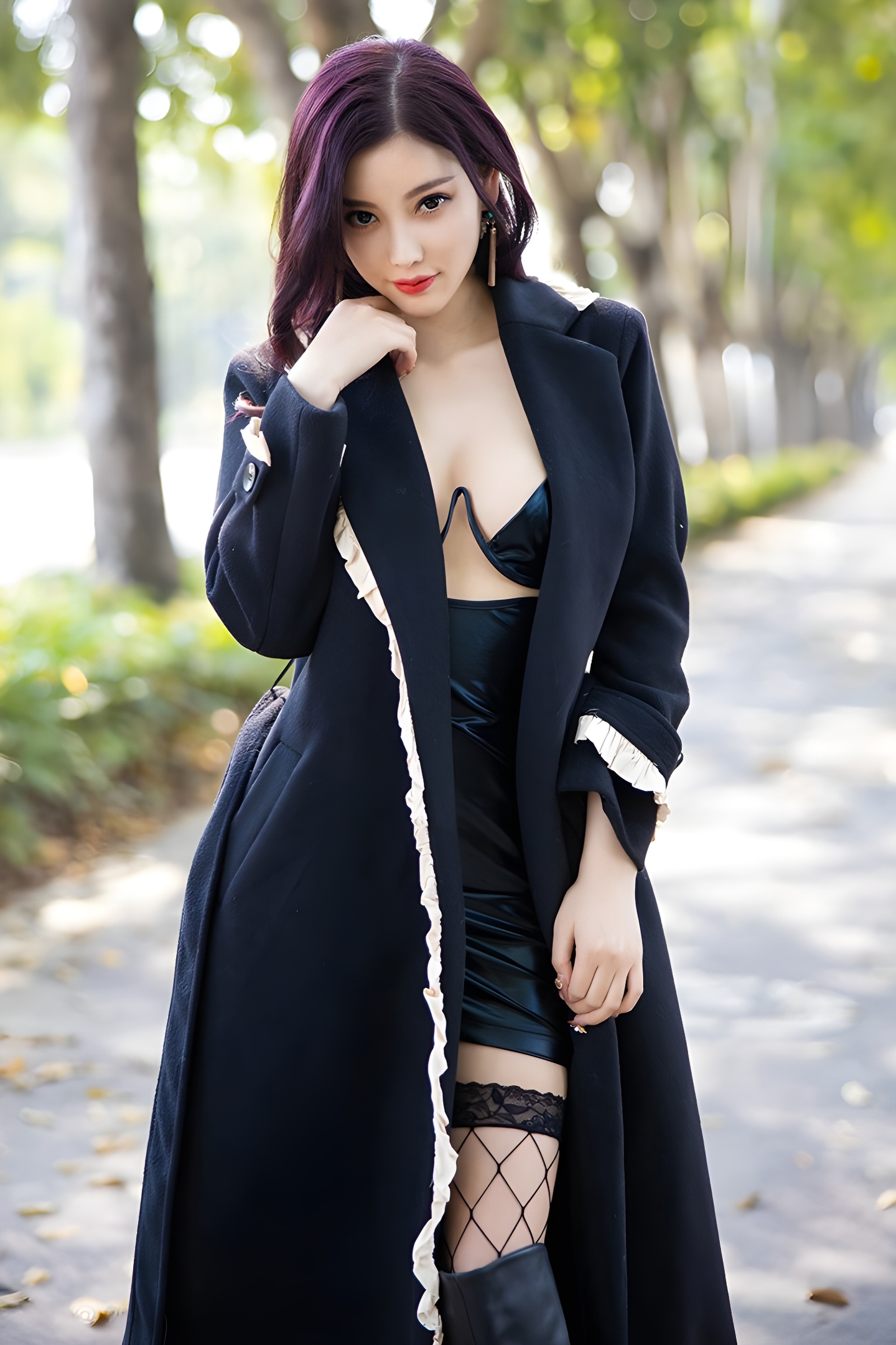 杨晨晨真空网袜写真：极品车模美脚诱惑全记录