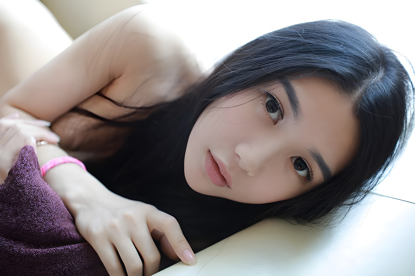 极致诱惑！王梓童半裸艺术写真 薄纱下的性感密码