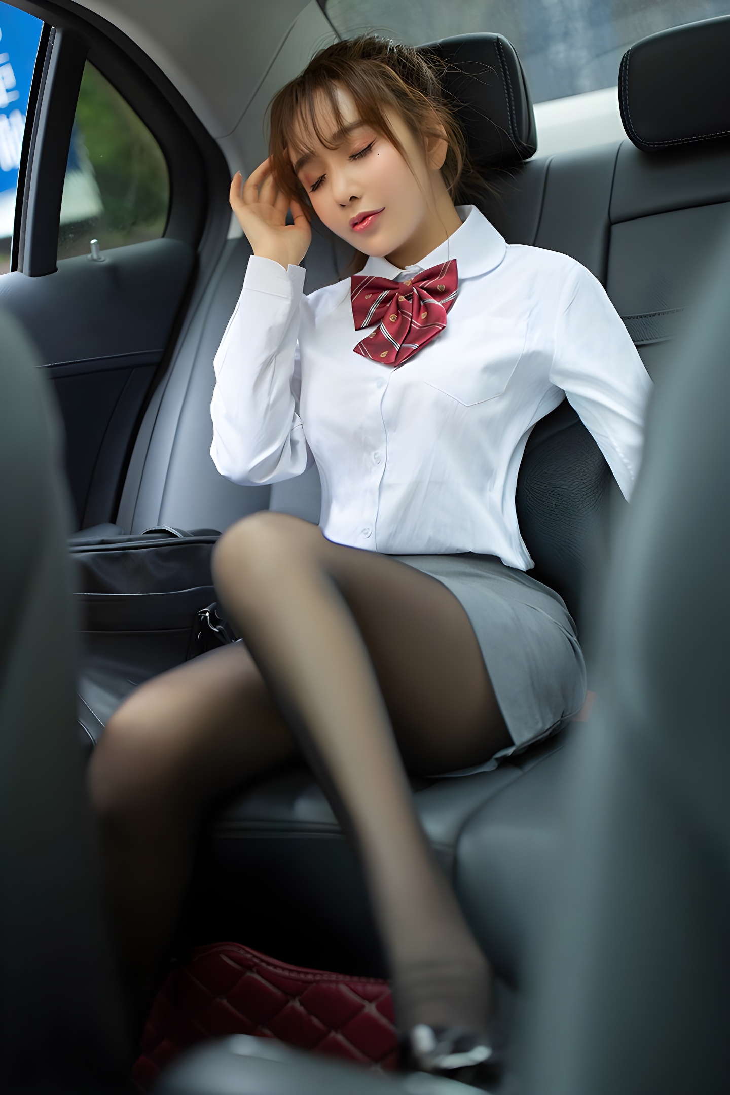 陶喜乐极品美臀写真，弹嫩身材引爆视觉盛宴