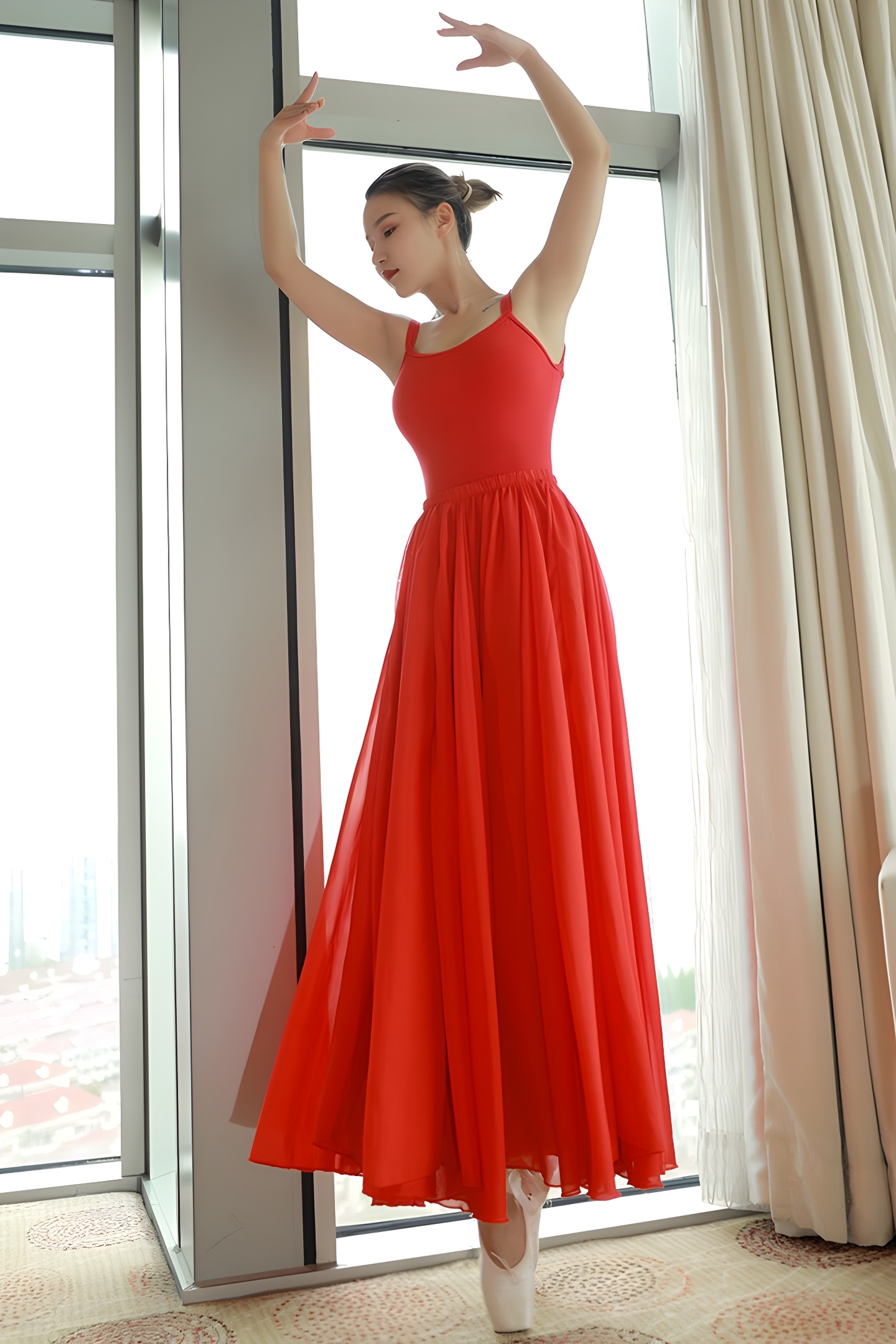 性感舞者全裸诱惑：小壁虎吖火辣身材写真集