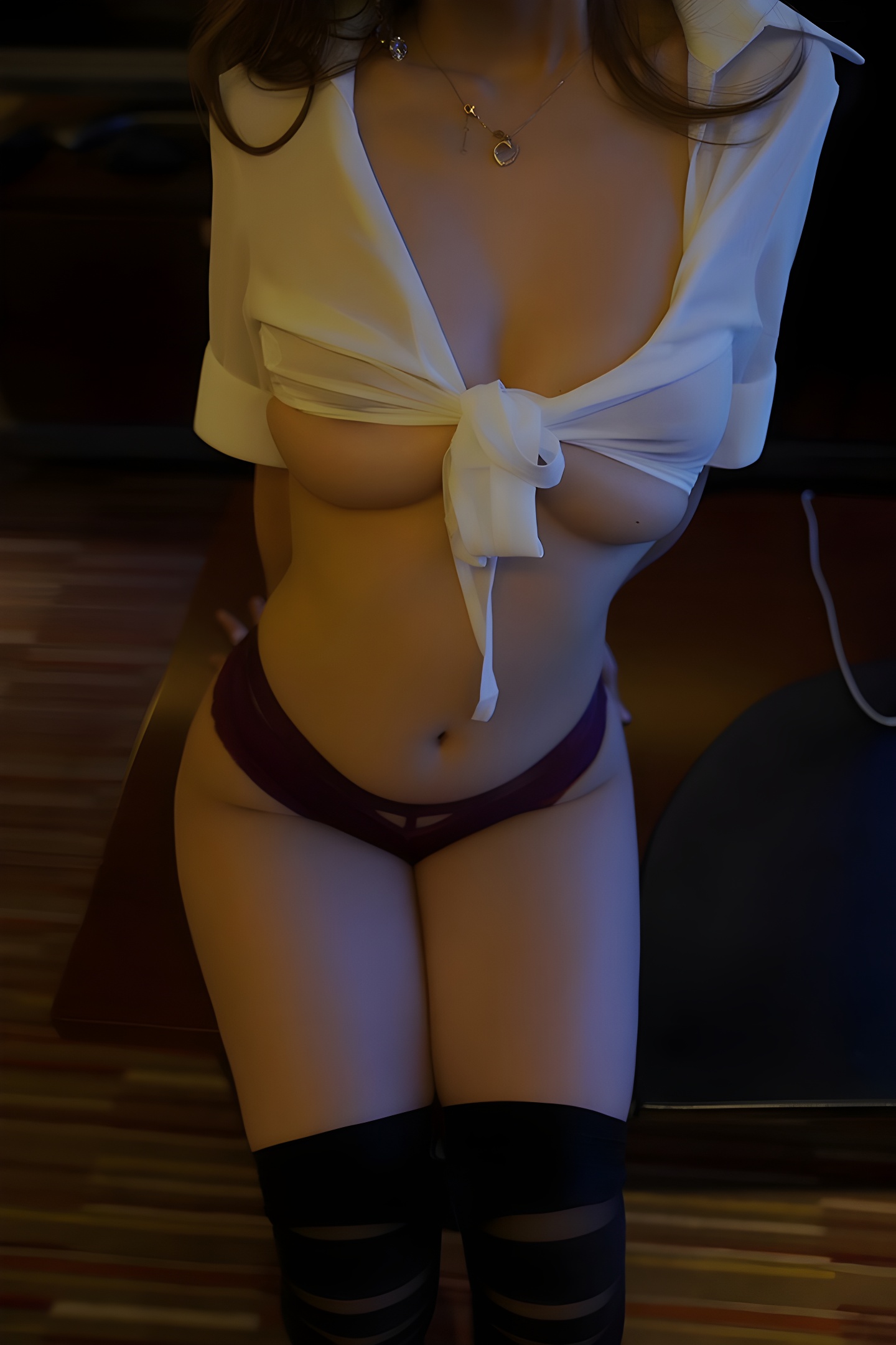 办公室尤物田小燕 黑丝高跟半透衬衫性感撩人