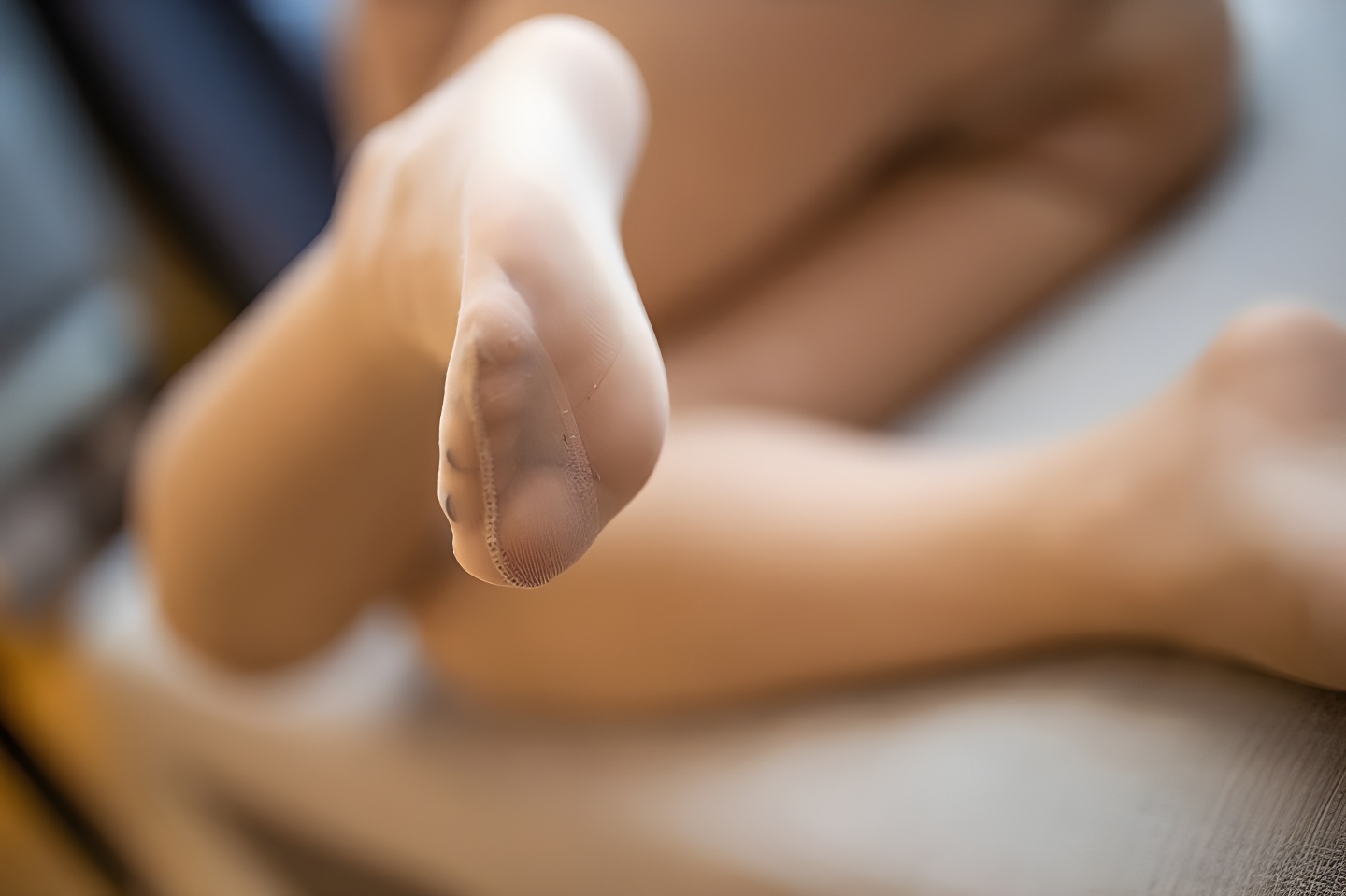 日系美少女绯月樱丝袜美腿睡姿特辑 - 每一帧都让人心动